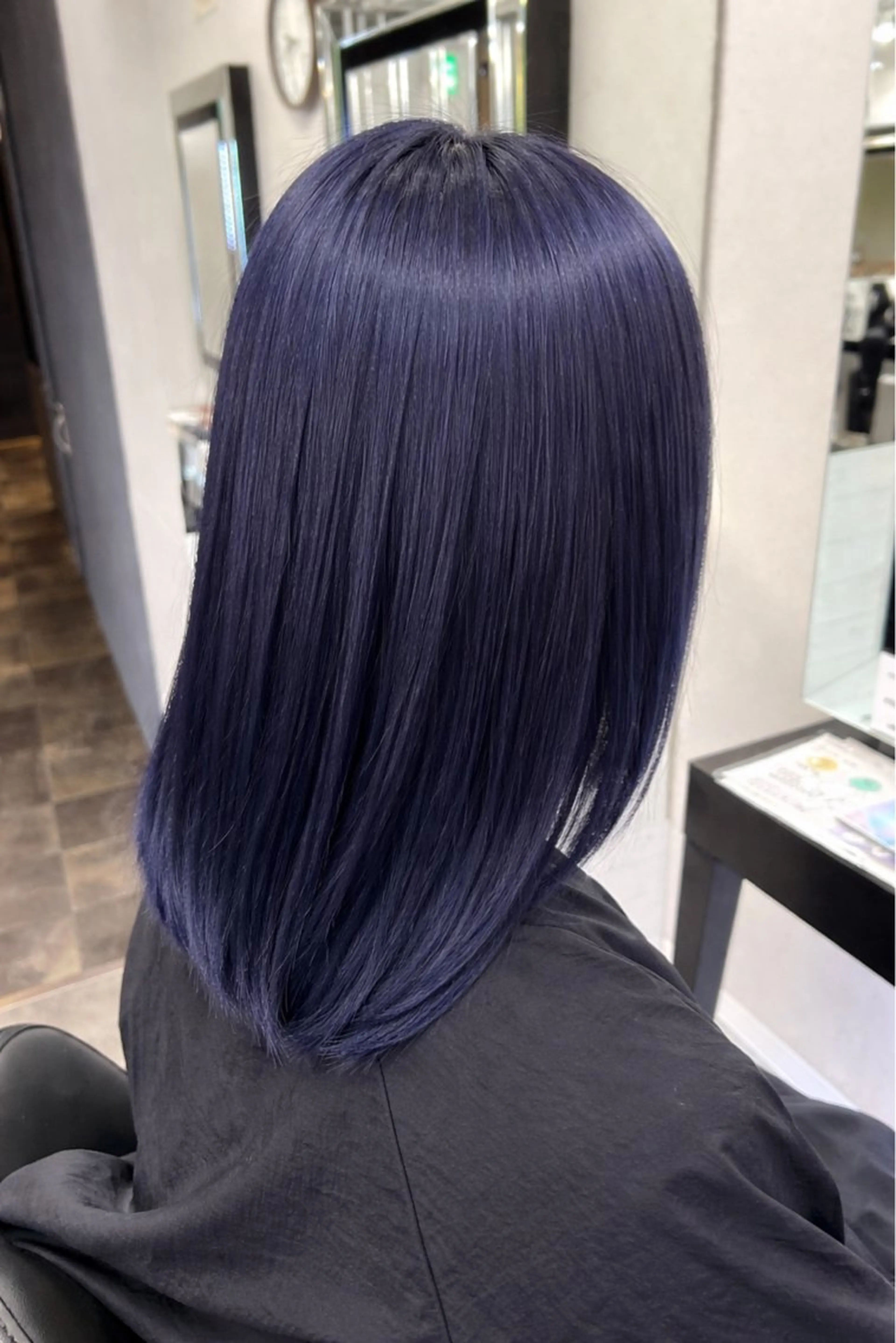 ミディアム カラー ブルーカラー ダブルカラー ハイトーンカラー ネイビーカラー トリートメント ヘアカラー トリートメント 下妻 カラーエクステ難波のヘアスタイル