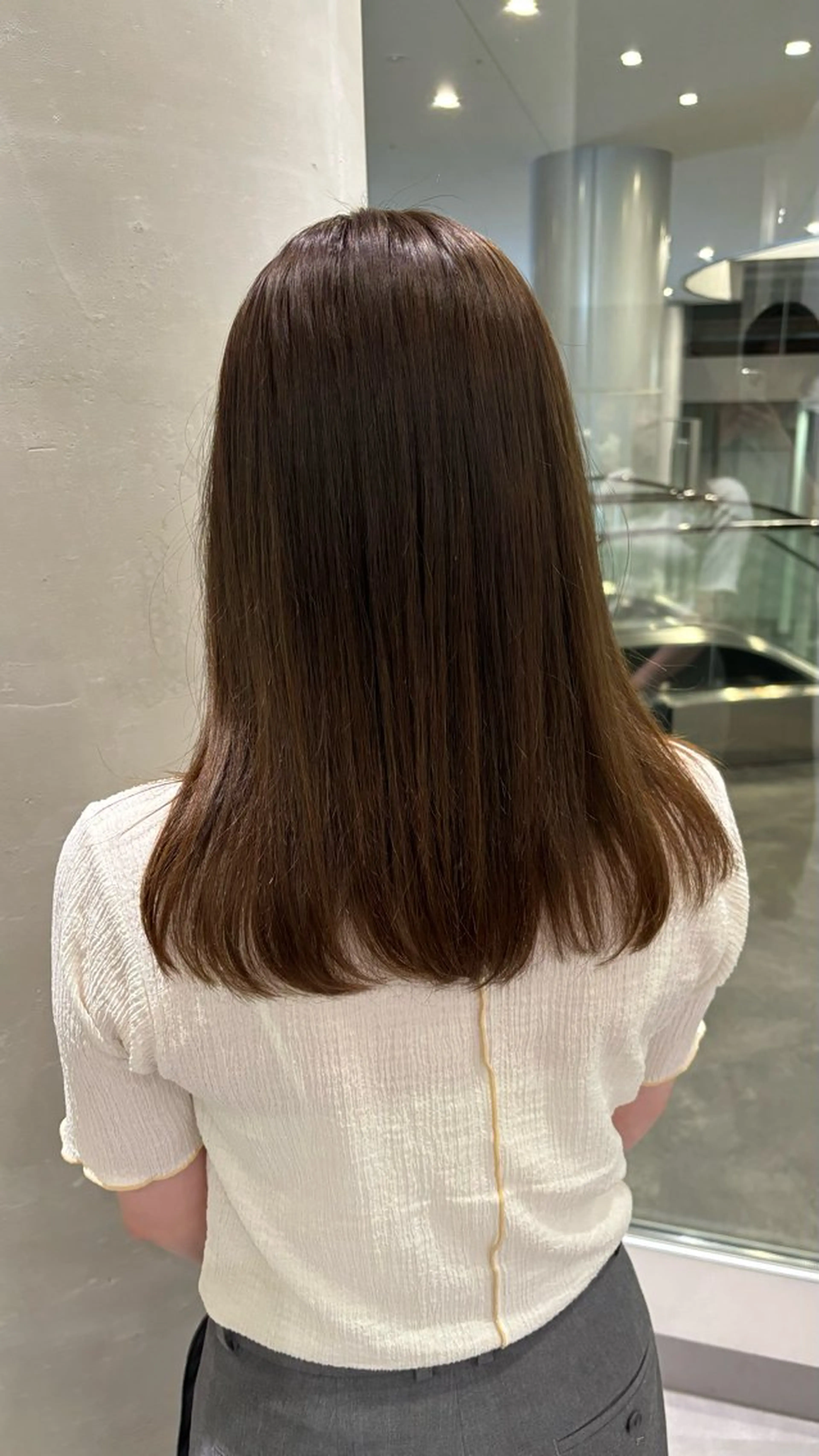 セミロング カラー 透明感カラー イルミナカラー カット ヘアカラー トリートメント ハイトーンカラー/ インナー/木村黎🌞のヘアスタイル