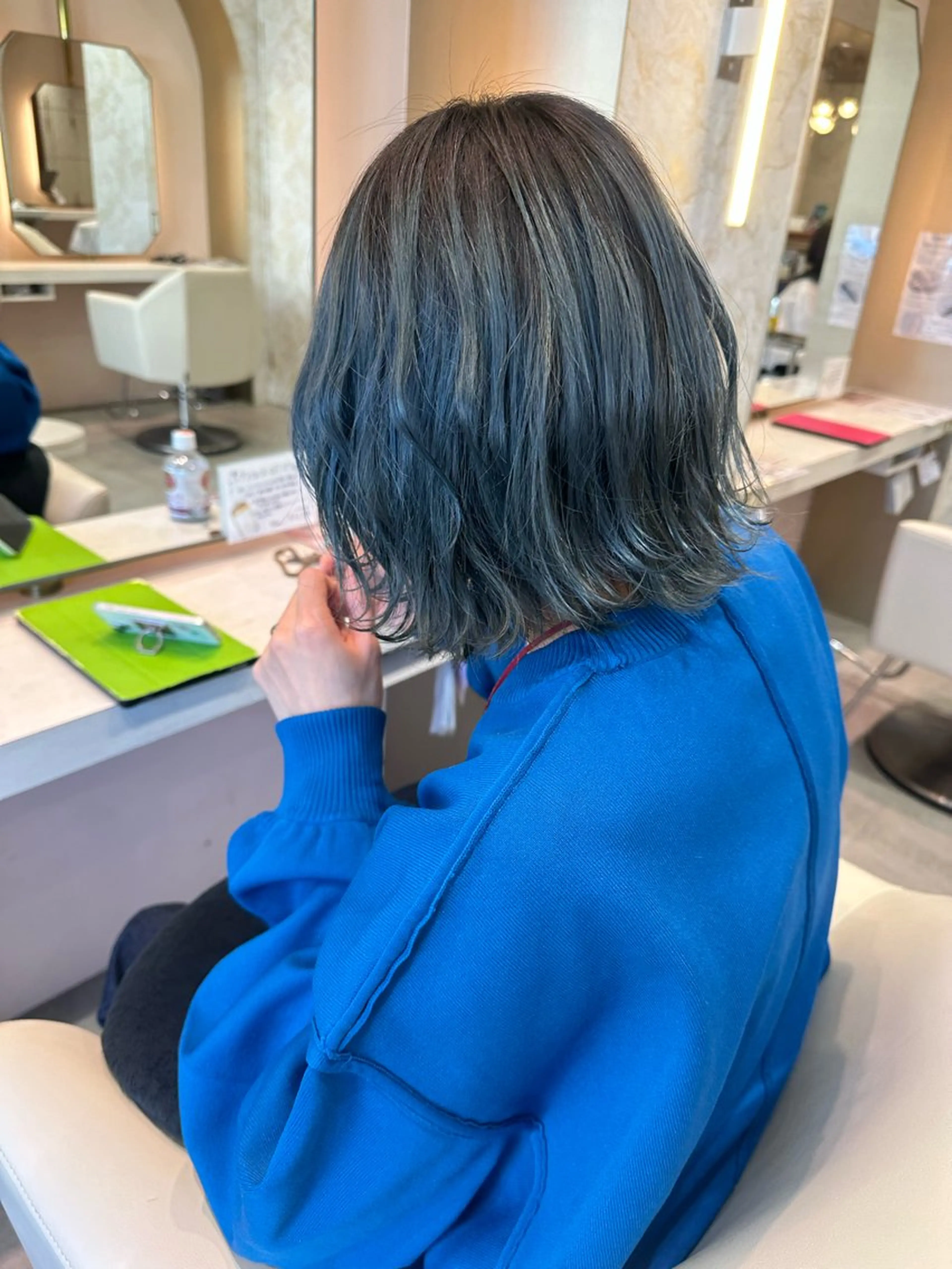 ミディアム カラー 店長/mao/ 前髪/顔周りカットのヘアスタイル