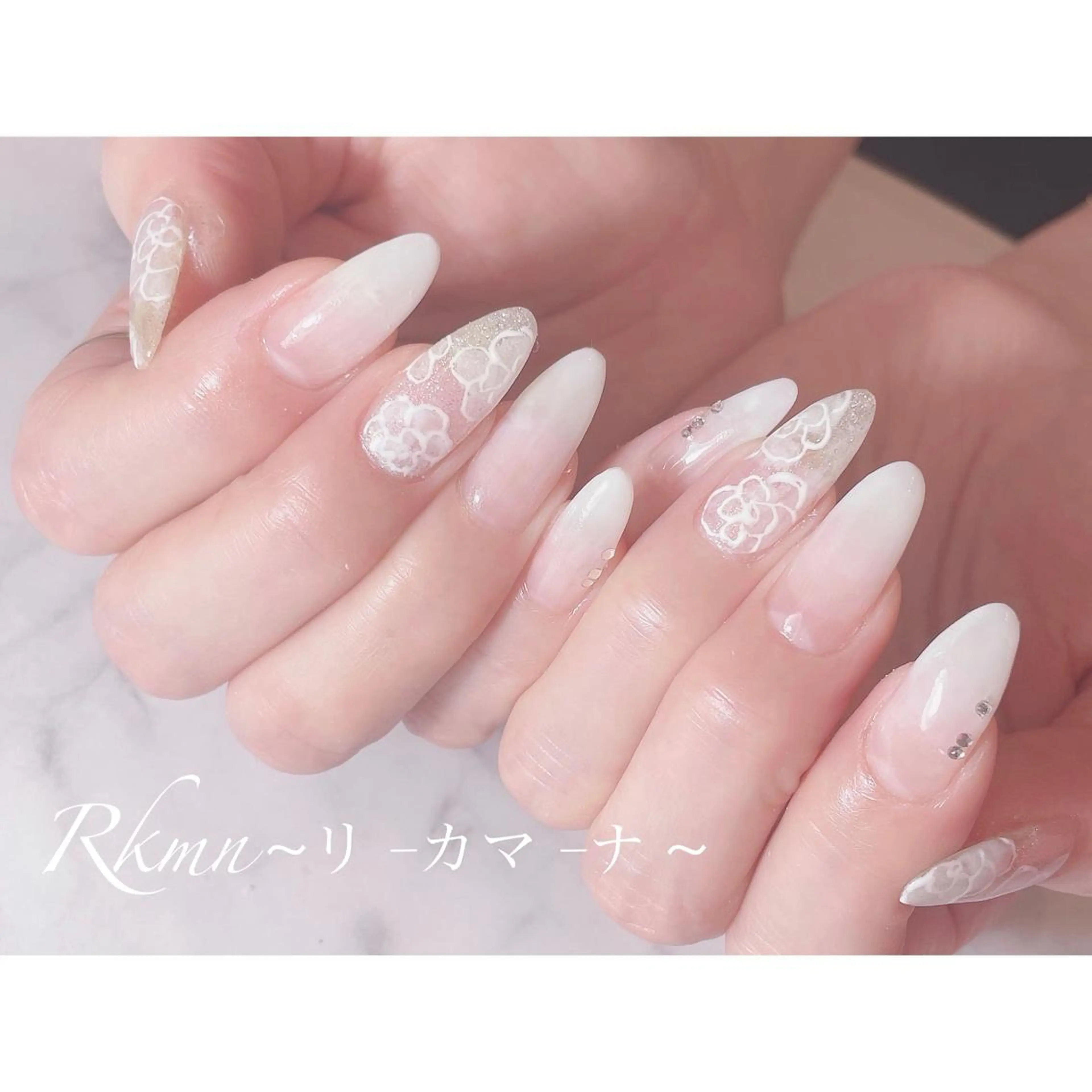 ネイル アートネイル フラワーネイル フレンチネイル ジェルネイル グラデーション ハンドネイル フットネイル ハンドケア Rkmn ~リ-カマ-ナ~のネイルデザイン