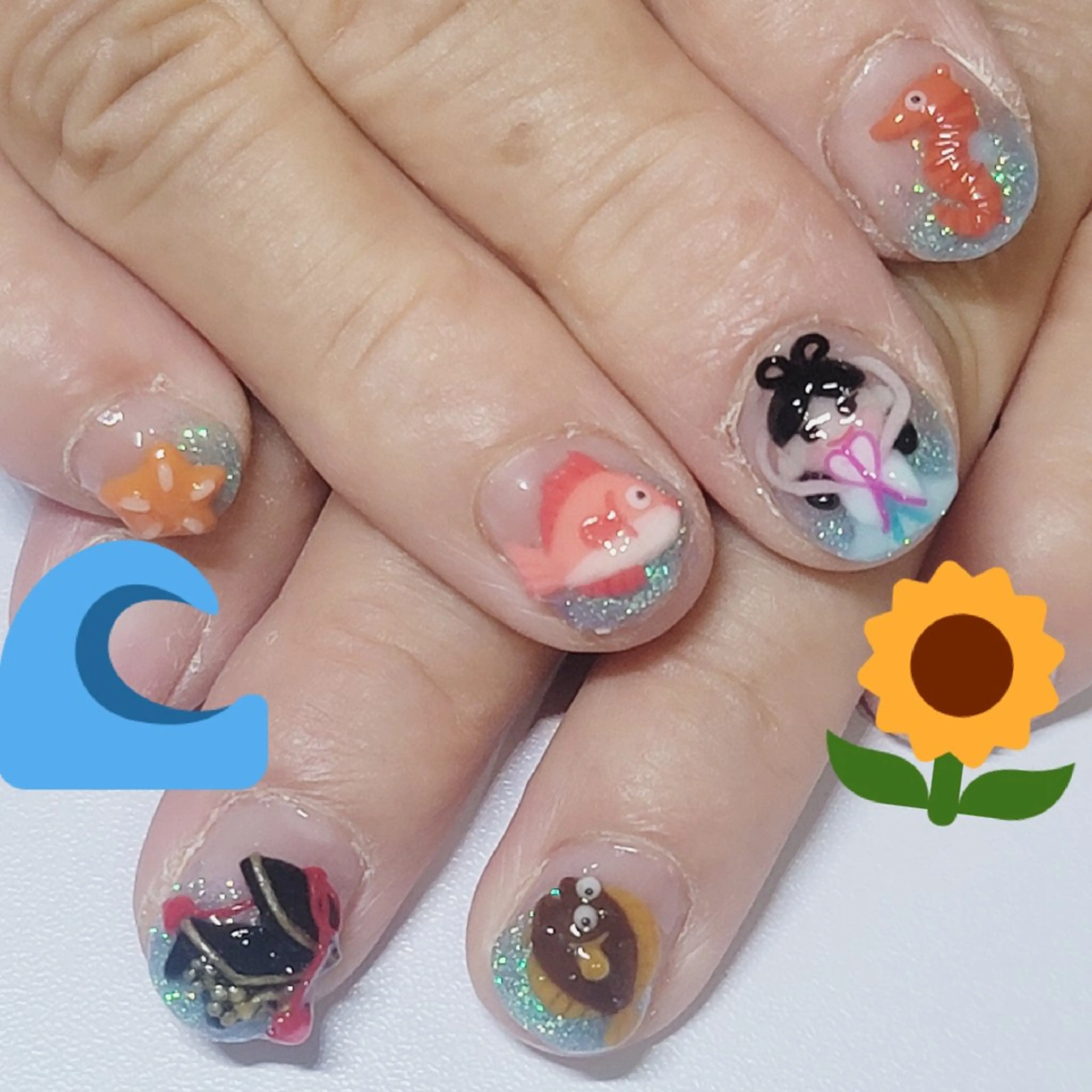 ネイル アートネイル ブルー グラデーション ラメ(グリッター) パステルネイル ハンドネイル よしだ ひろきのネイルデザイン