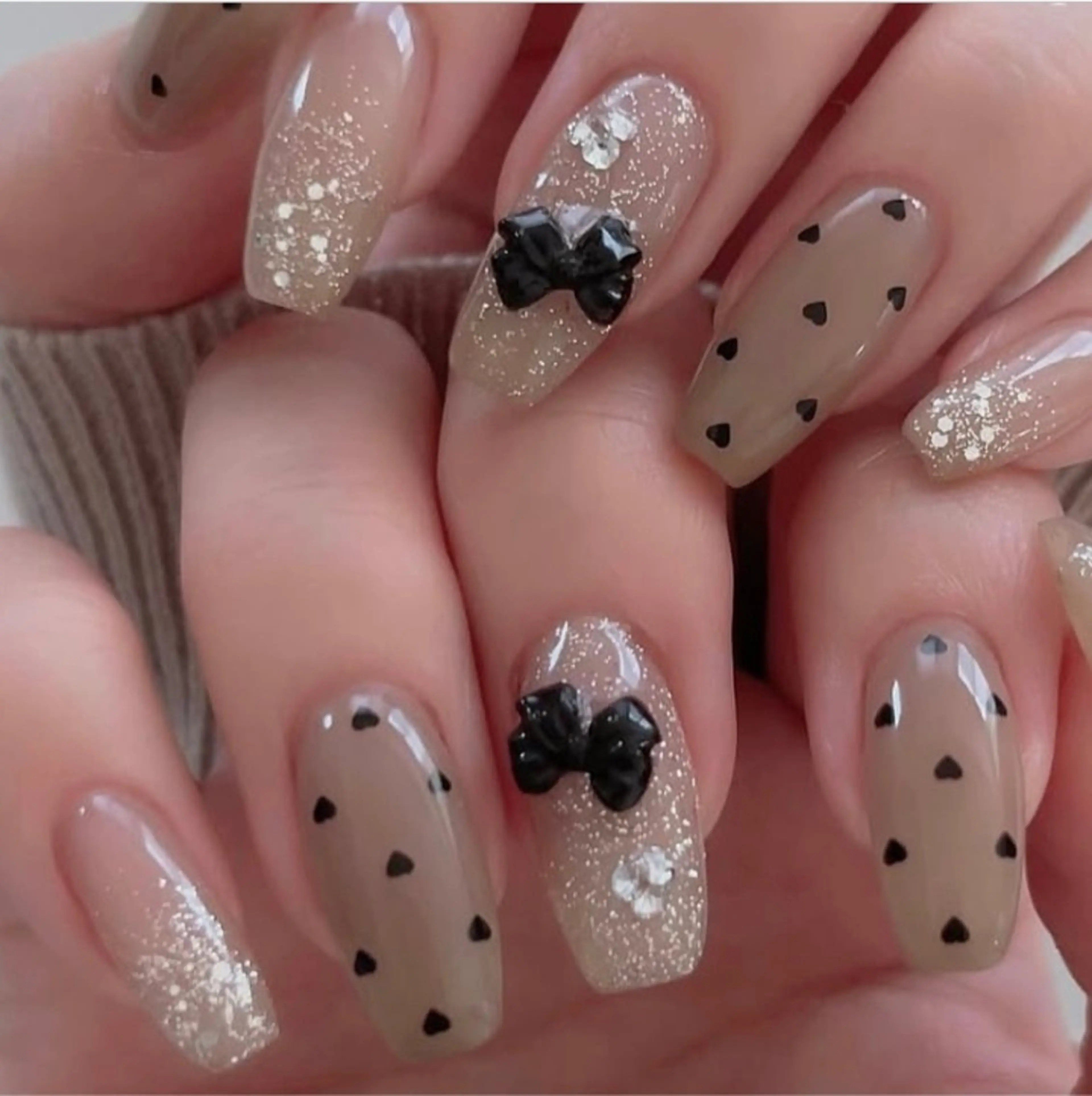 モデル限定 価格｜チップ・長さ出し・シンプルデザイン6本デザイン(オフ追加料金1000円)の写真