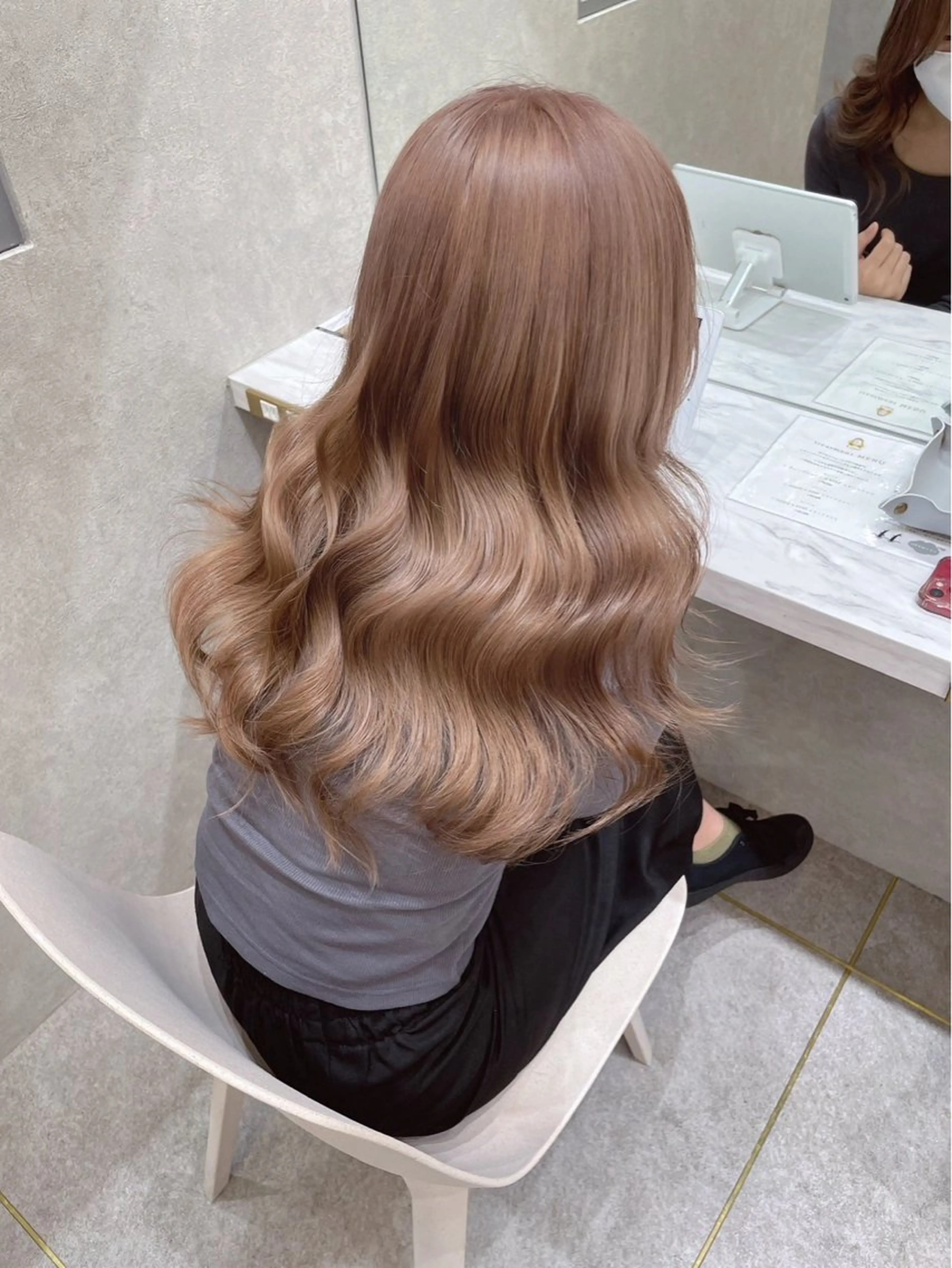 ロング カラー ベージュカラー ハイトーンカラー 髪質改善×韓国ヘアサロン Role 博多【ロール】所属・yui🎀ブリーチ なしWカラー／博多のヘアスタイル