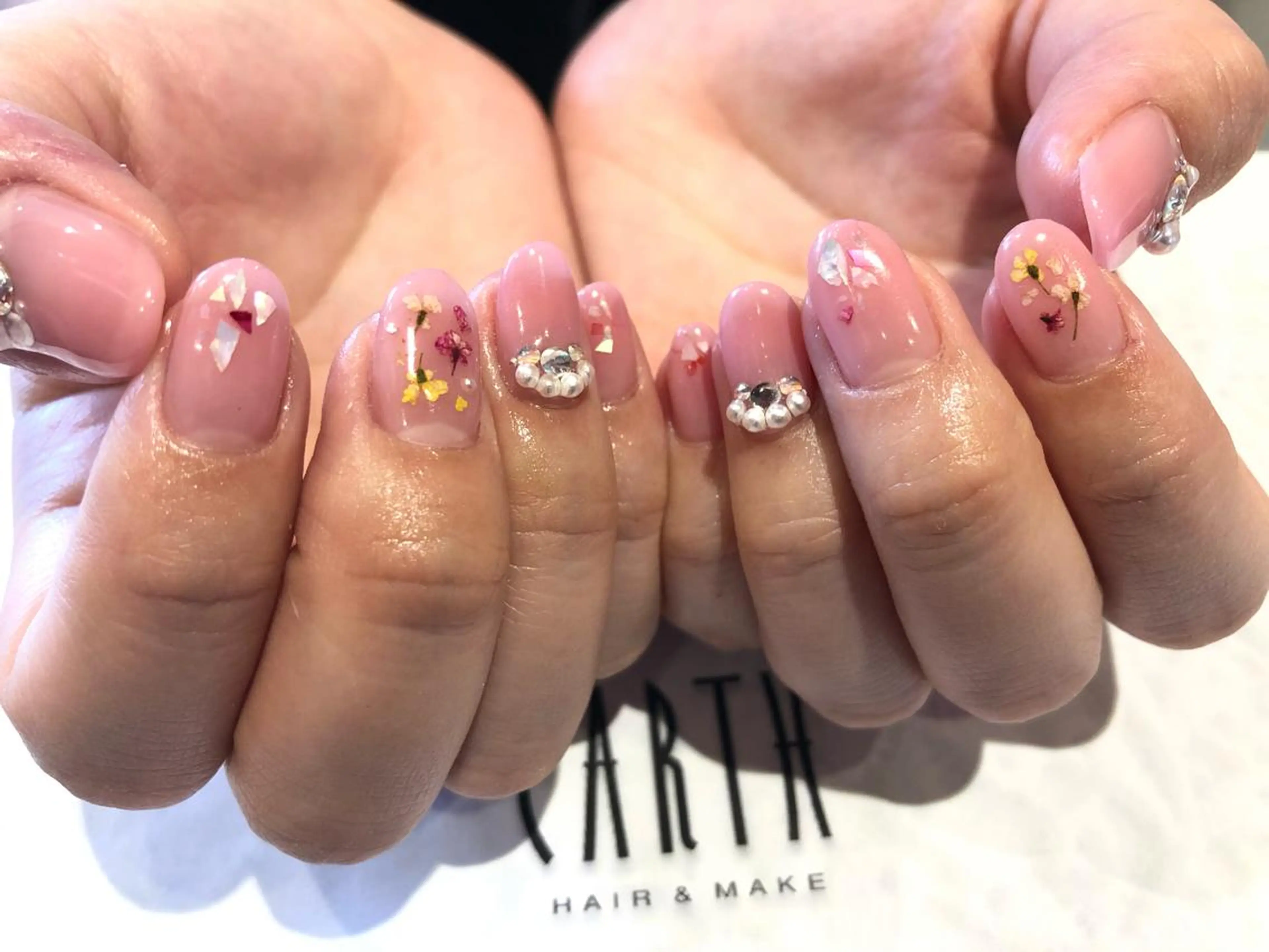 ネイル 春ネイル ハンドネイル EARTH nanaのネイルデザイン