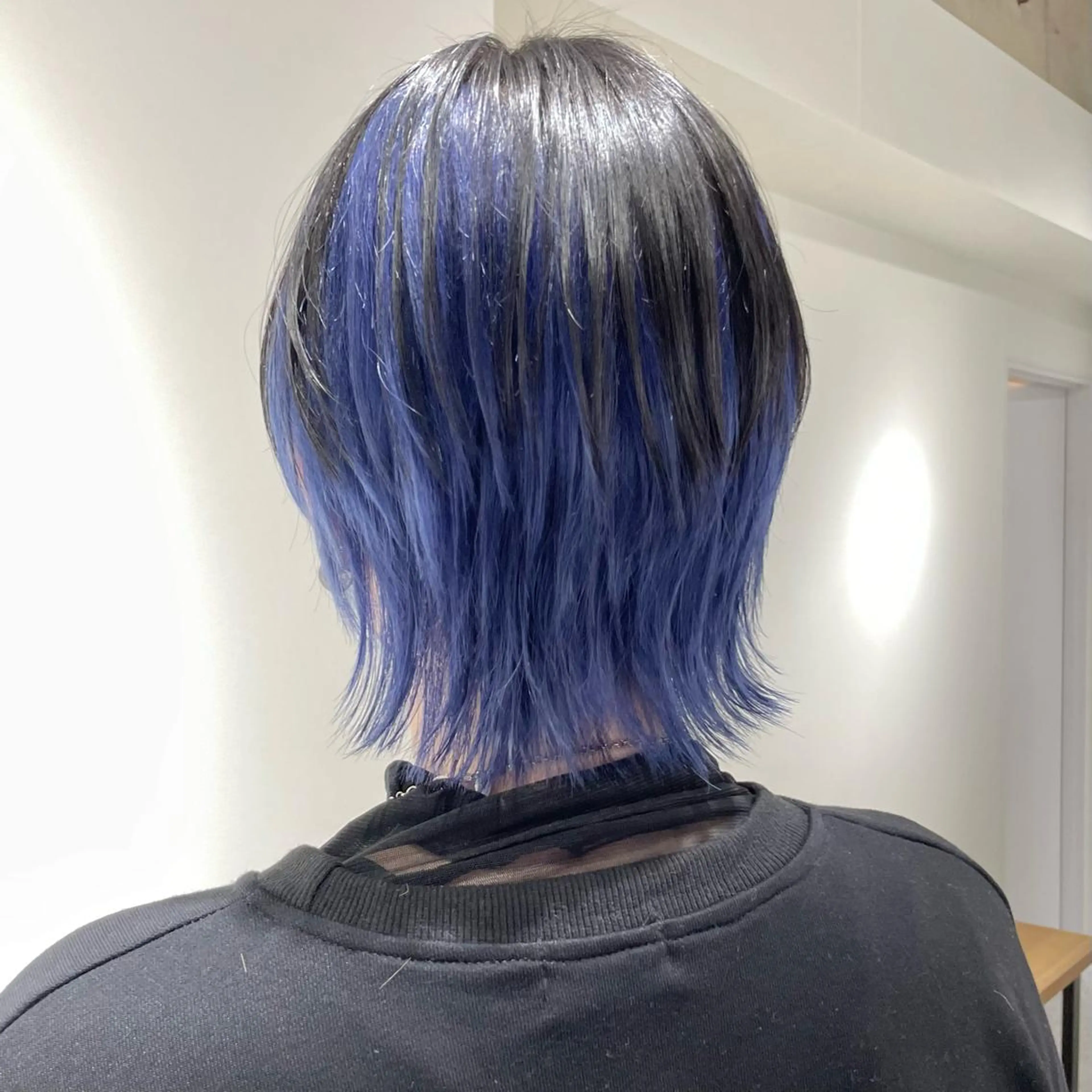 ショート カラー ブルーカラー GO TODAY SHARE SALON 原宿本店所属・ブリーチ/ハイトーン 艶カラー/ユリナのヘアスタイル