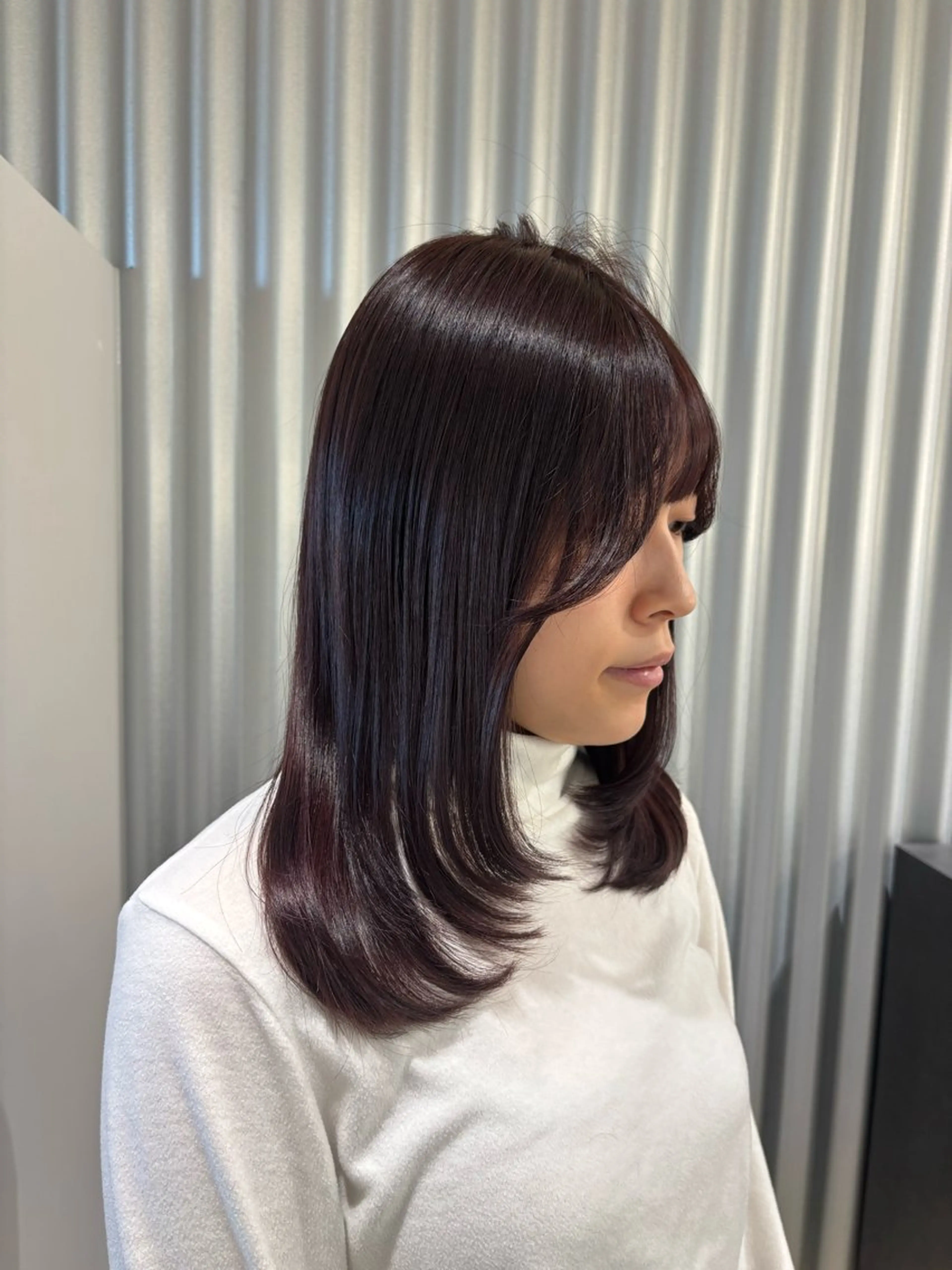 ミディアム カラー パーマ ヘアアレンジ ブリーチ ブリーチなしカラー カット ヘアカラー トリートメント ヘッドスパ ヘアセット 押切 響　のヘアスタイル