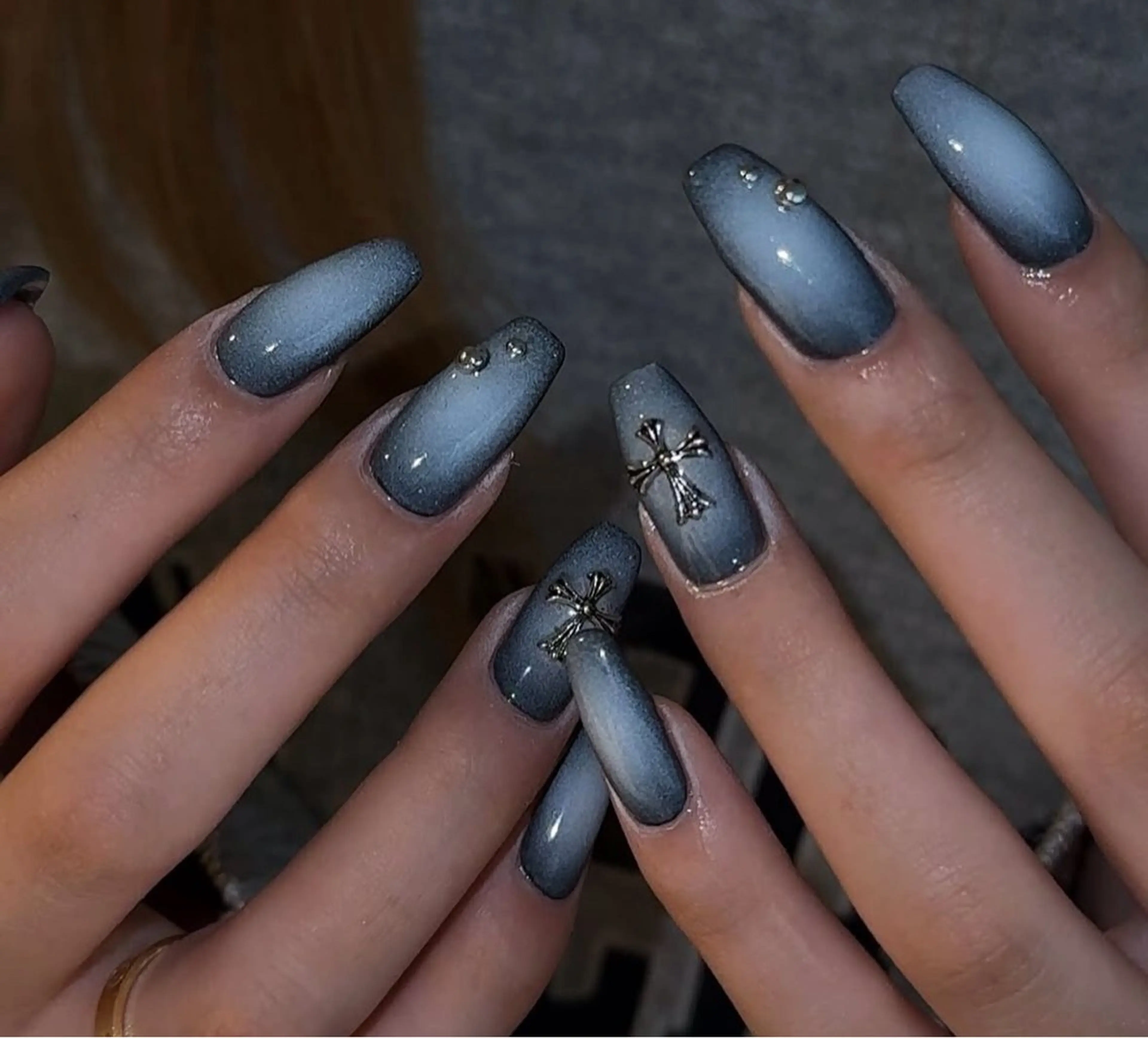 ネイル 長さ出し グラデーション キラキラネイル 韓国ネイル ラメ(グリッター) ハンドネイル ハンドケア Chisa Nail Studio所属・チ サのネイルデザイン