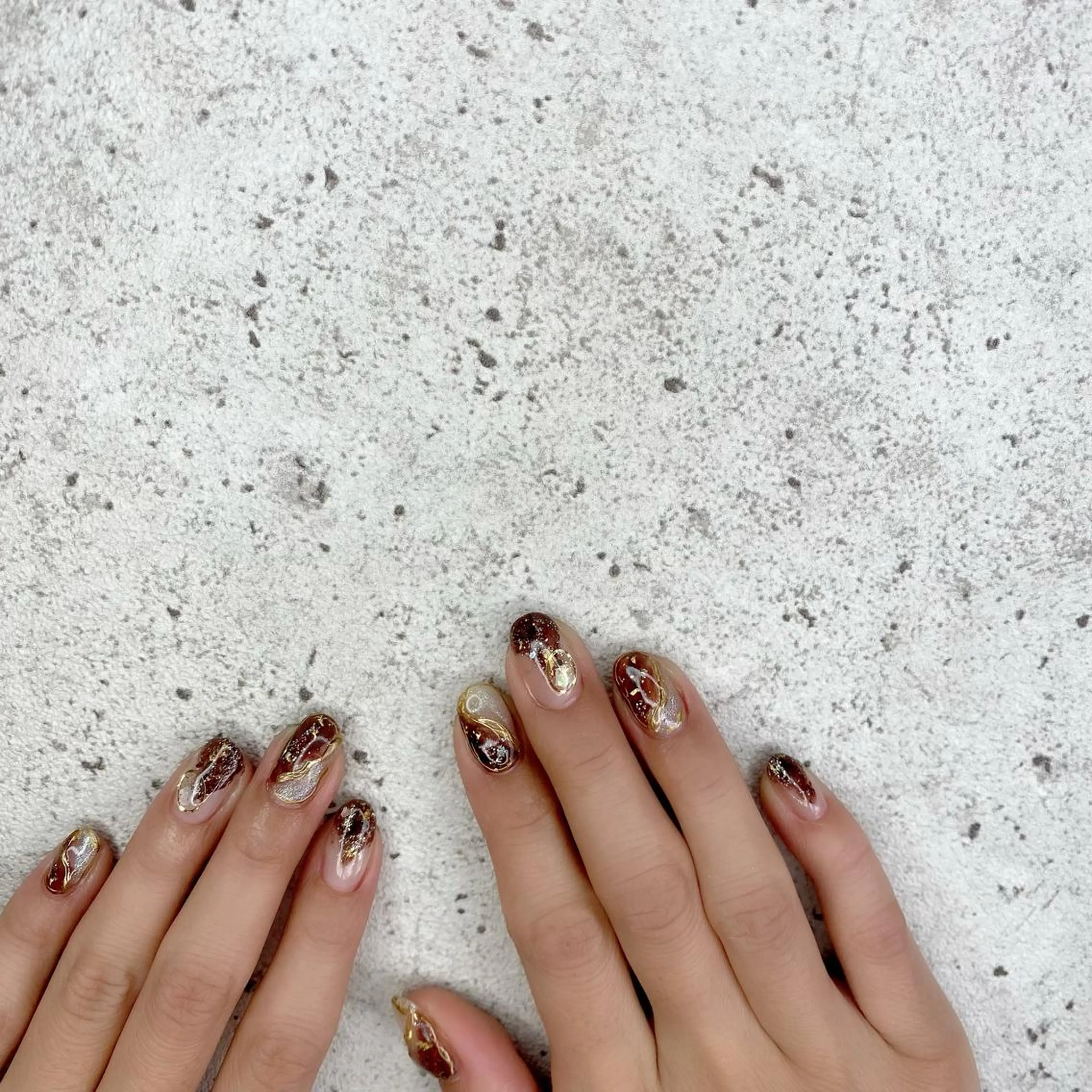 セミロング カラー パーマ ヘアアレンジ メンズ キッズ ネイル マツエク・マツパ クリスマス ニュアンスネイル 冬ネイル クリスマス ニュアンスパーマ ハンドネイル Salon Ｋのネイルデザイン