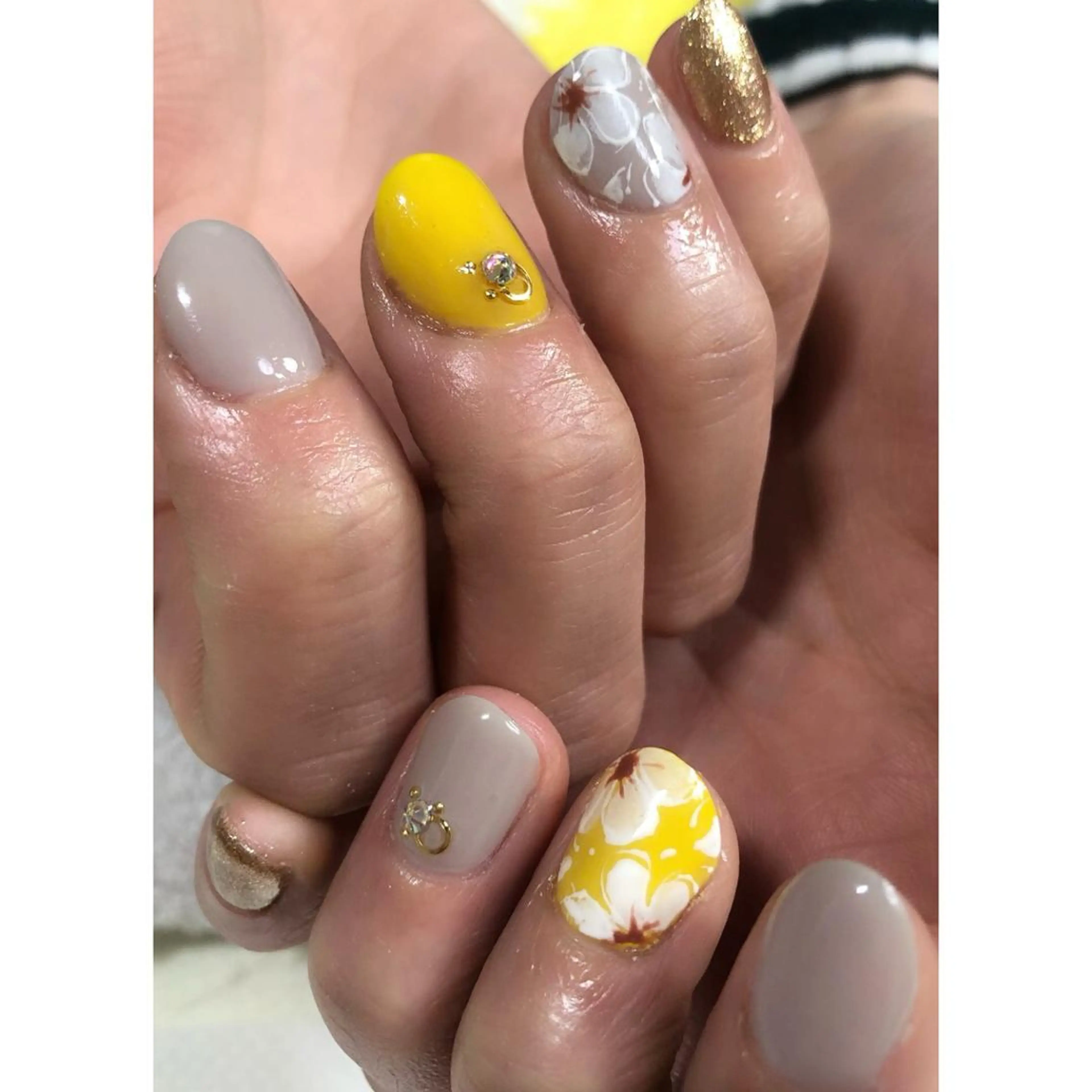 ネイル ハンドネイル 中谷 亜佑美のネイルデザイン