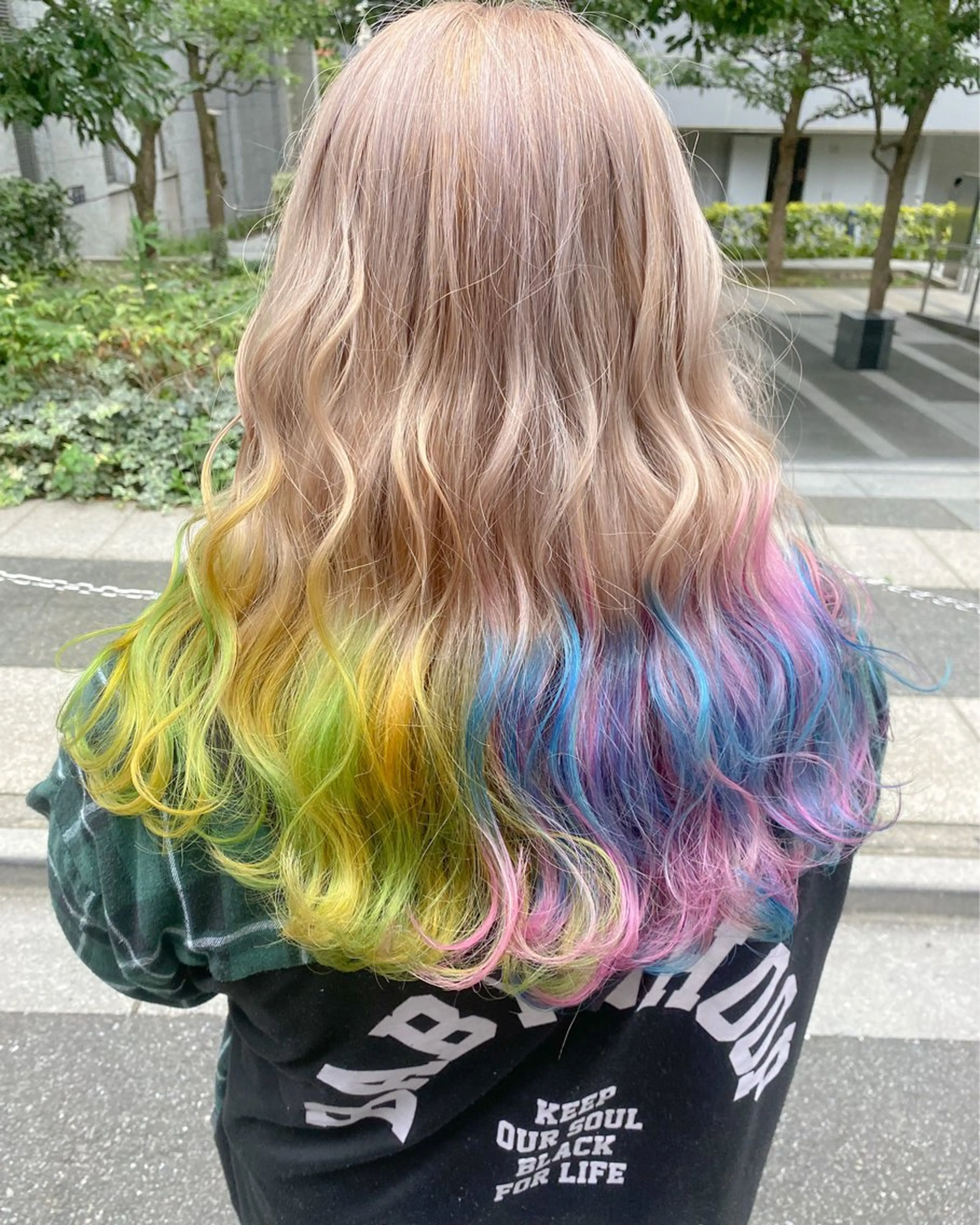 ロング カラー ブルーカラー デザインカラー ハイトーンカラー 韓国風カラー ピンクカラー ヘアカラー Chérie所属・Chérie 渋谷/カラーサロンのヘアスタイル