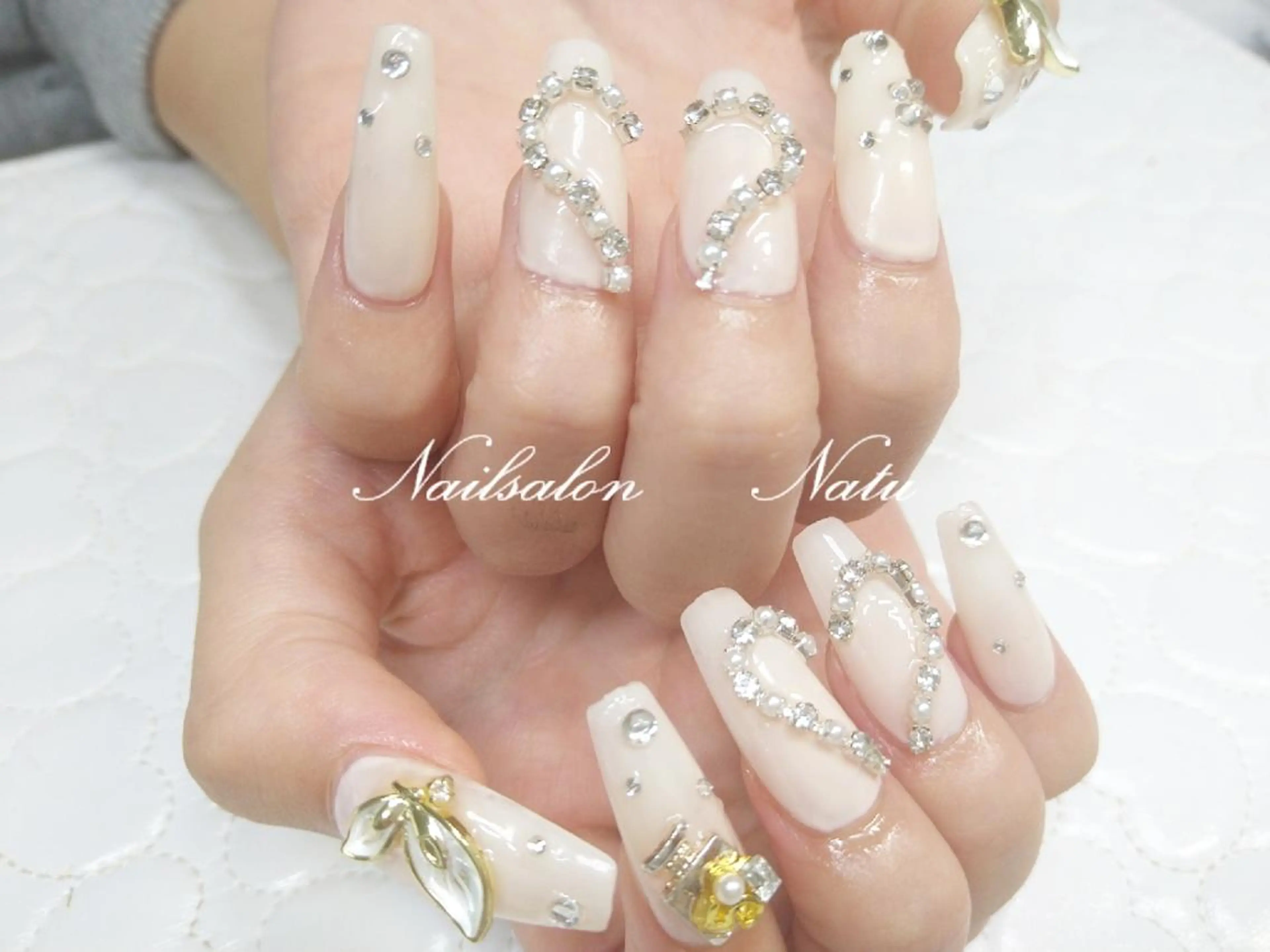 ネイル 長さ出し nailsalon　 Natuのネイルデザイン