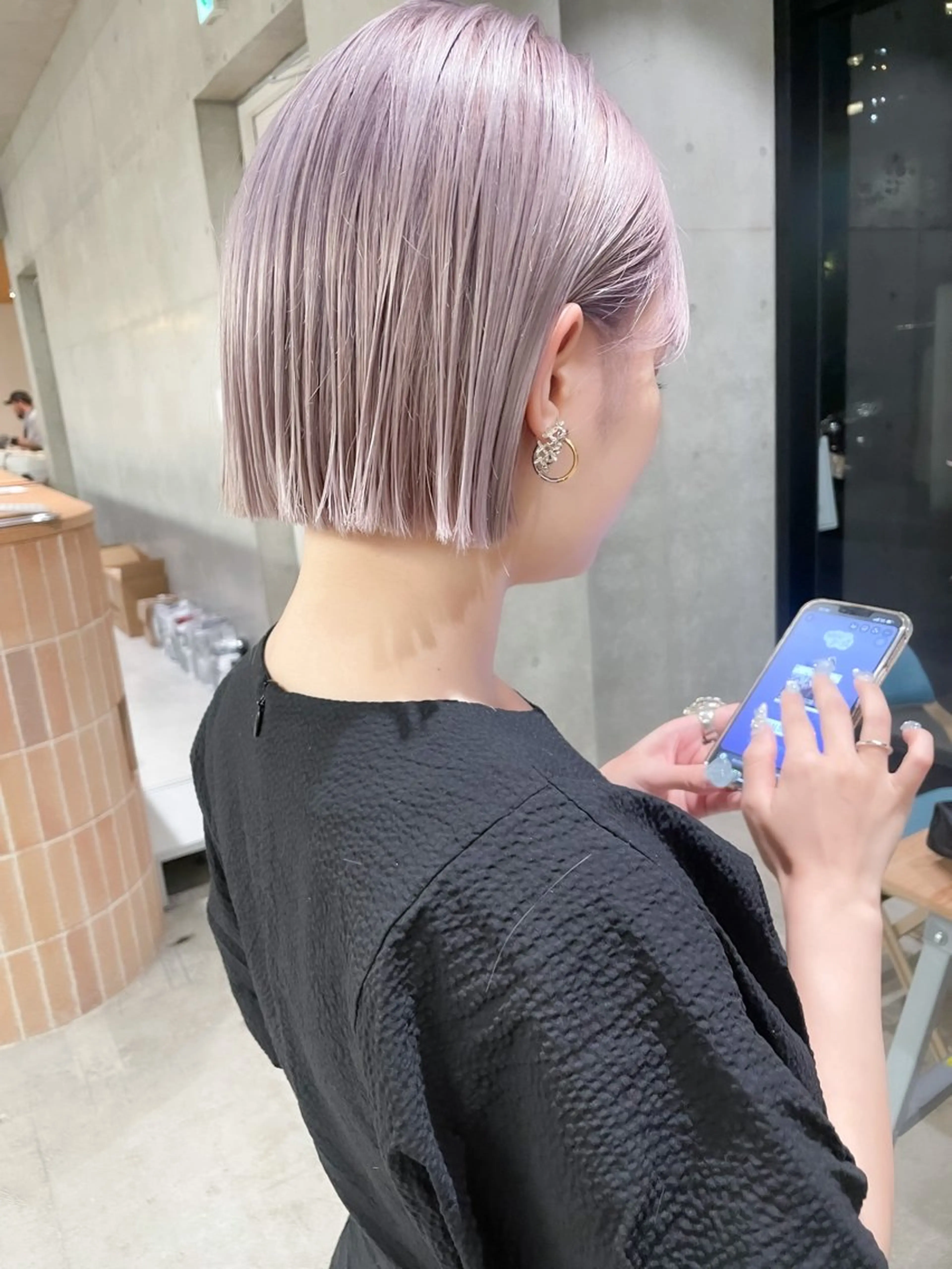 ショート カラー ヘアアレンジ ミニボブ/ブリーチ 🌈MISATOのヘアスタイル