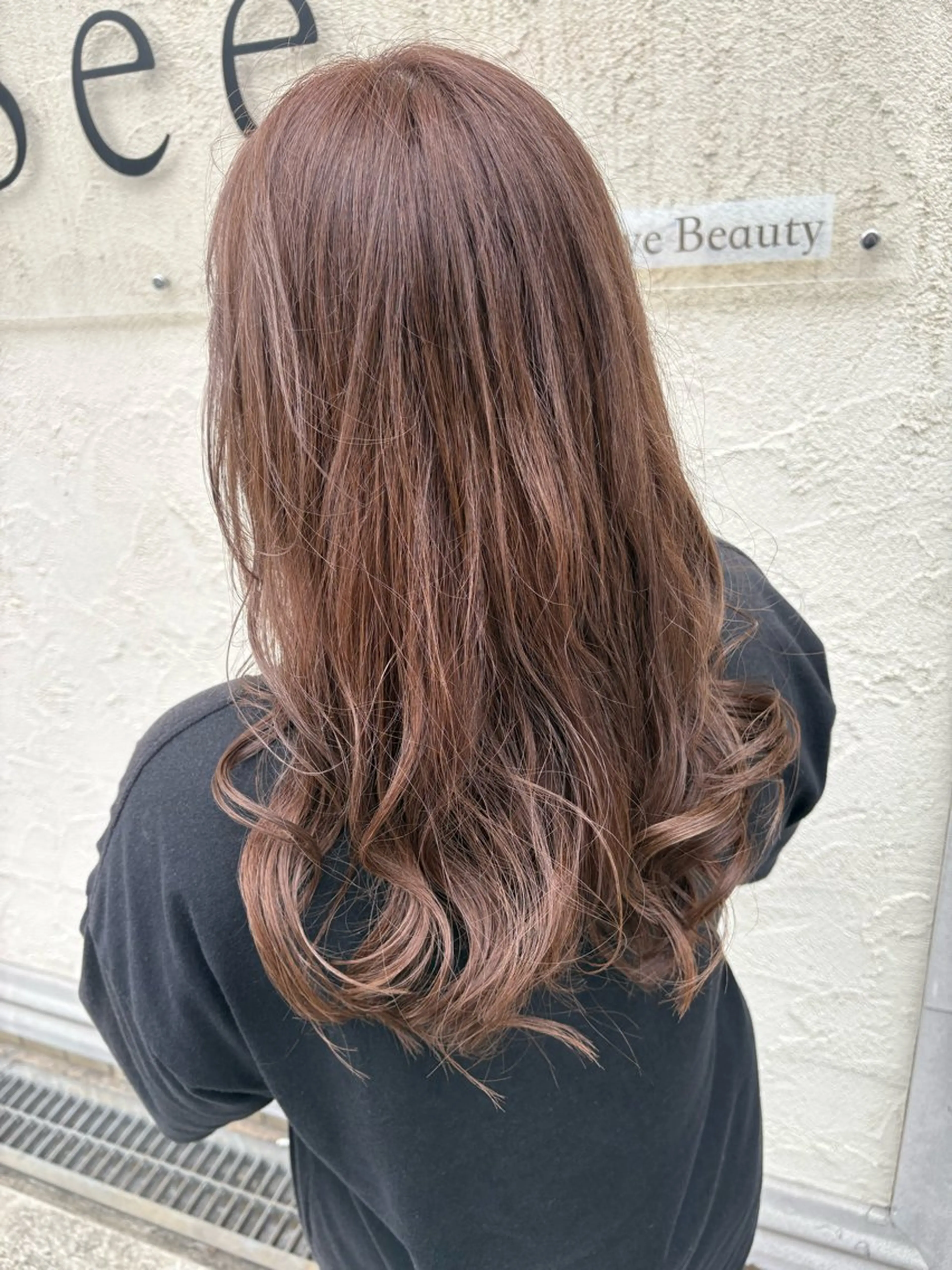 セミロング カラー ヘアカラー トリートメント 西村 弘輝 パーマ/艶髪カラーのヘアスタイル