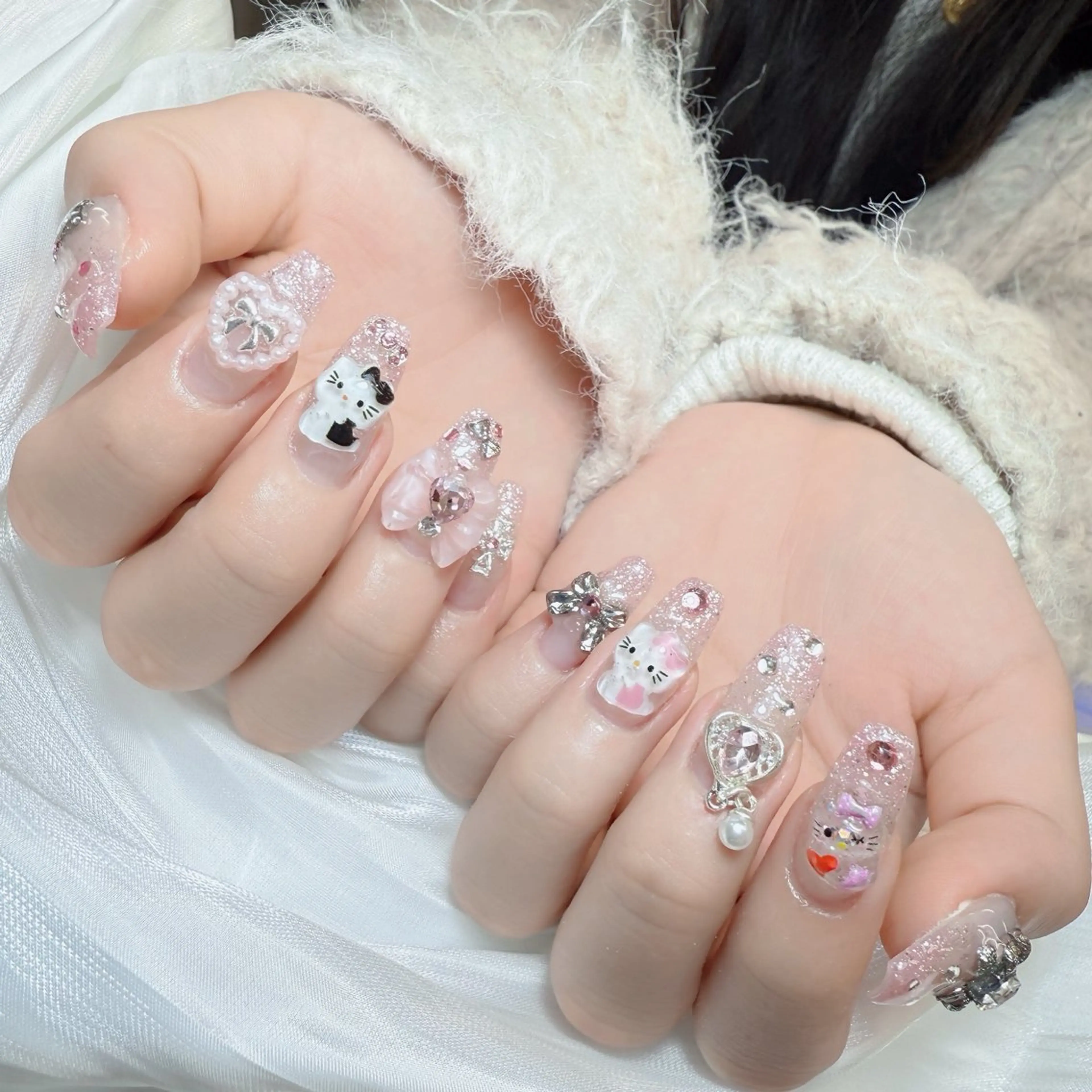 ネイル チークネイル フレンチネイル ジェルネイル ガラスフレンチ 韓国ネイル Anh 歌舞伎町のネイルデザイン