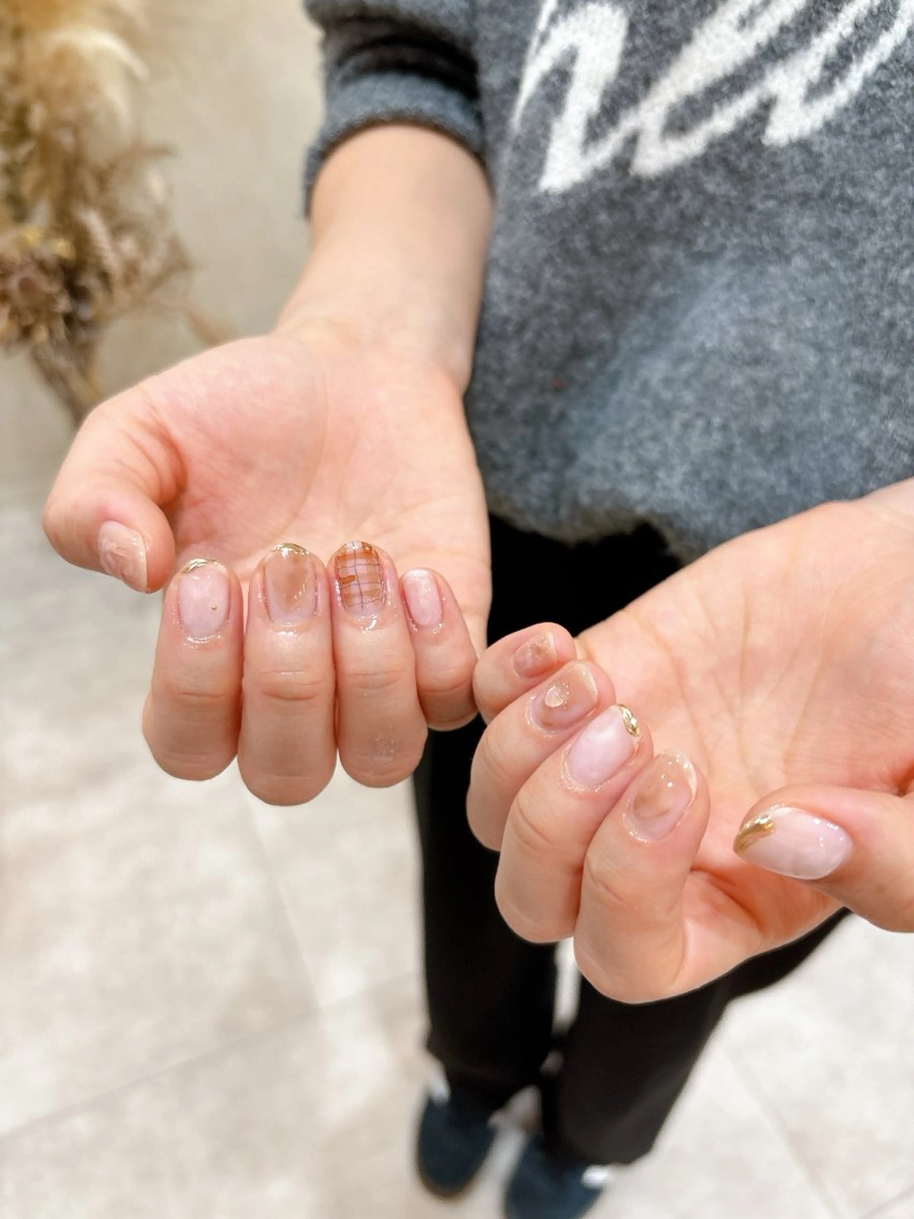 ネイル ミラーネイル ニュアンスネイル ハンドネイル 大澤 香奈子のネイルデザイン