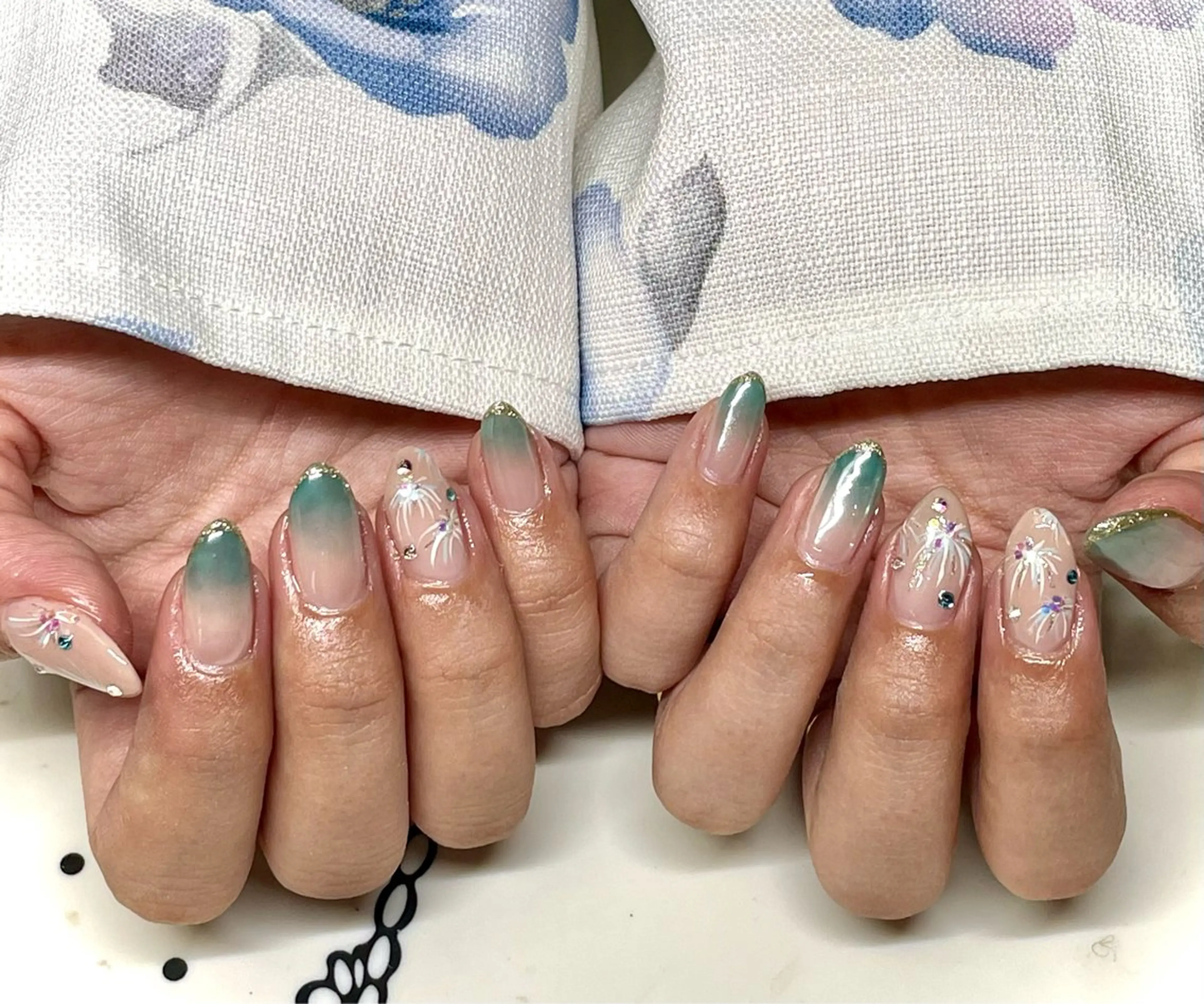 ネイル ハンドネイル nailsalon sugarr所属・nailist cocoのネイルデザイン