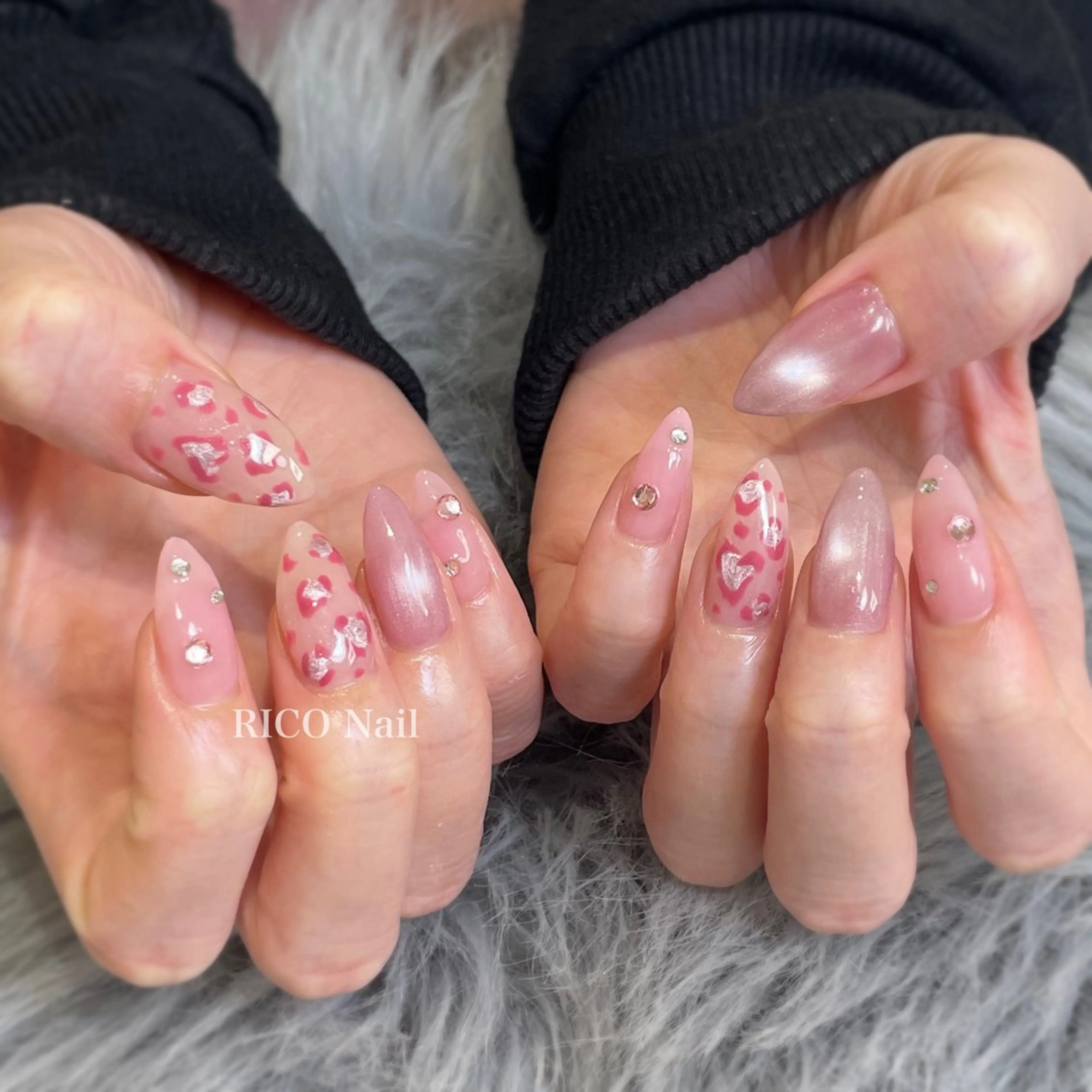 ネイル アニマル柄 ドット ハンドネイル RICO NAIL所属・RICO Nail パーツつけ放題🌈のネイルデザイン