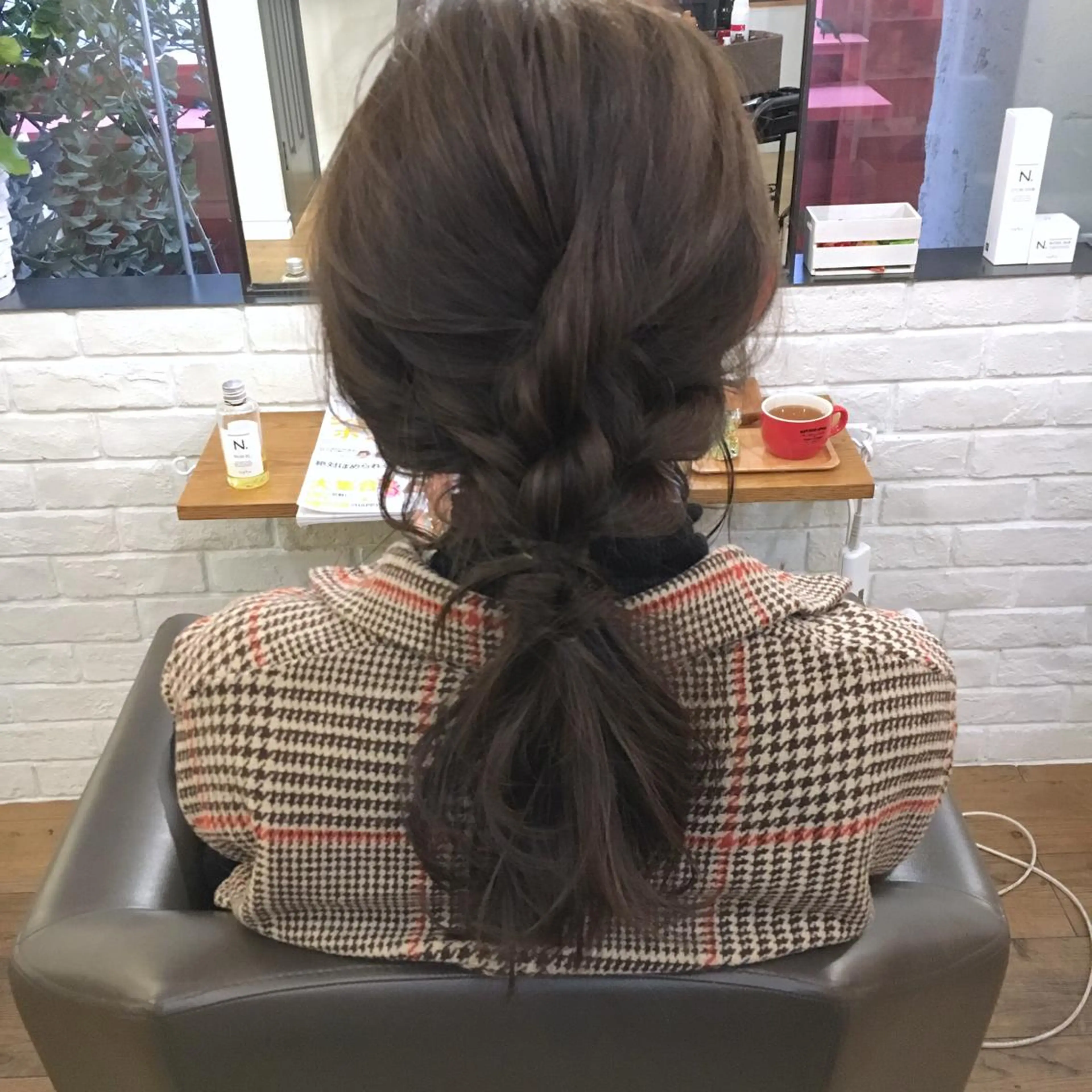 セミロング カラー ヘアアレンジ 上川 美幸のヘアスタイル
