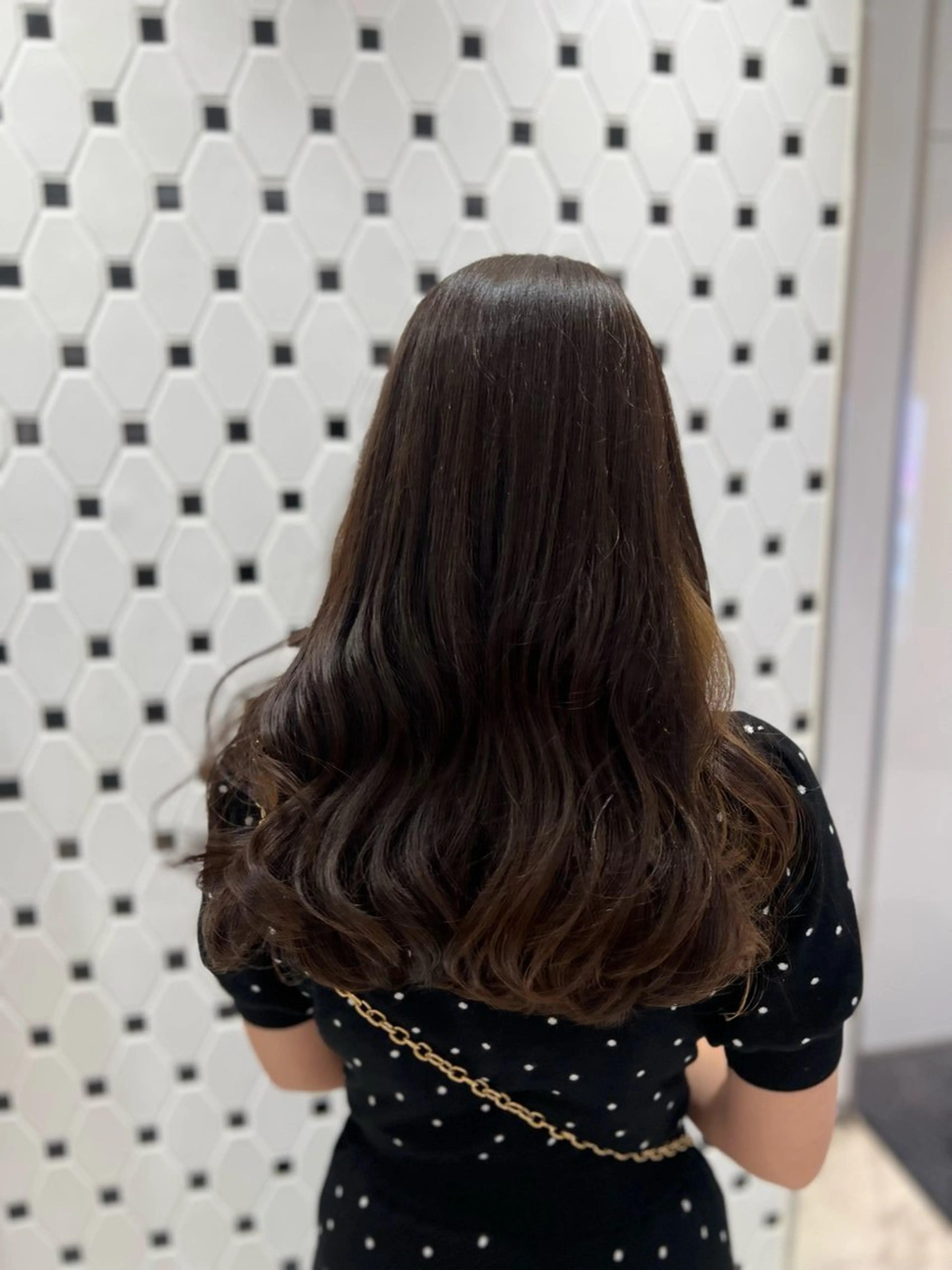 ロング カラー ヘアカラー トリートメント コテ巻き風パーマ 銀座RINOSEのヘアスタイル