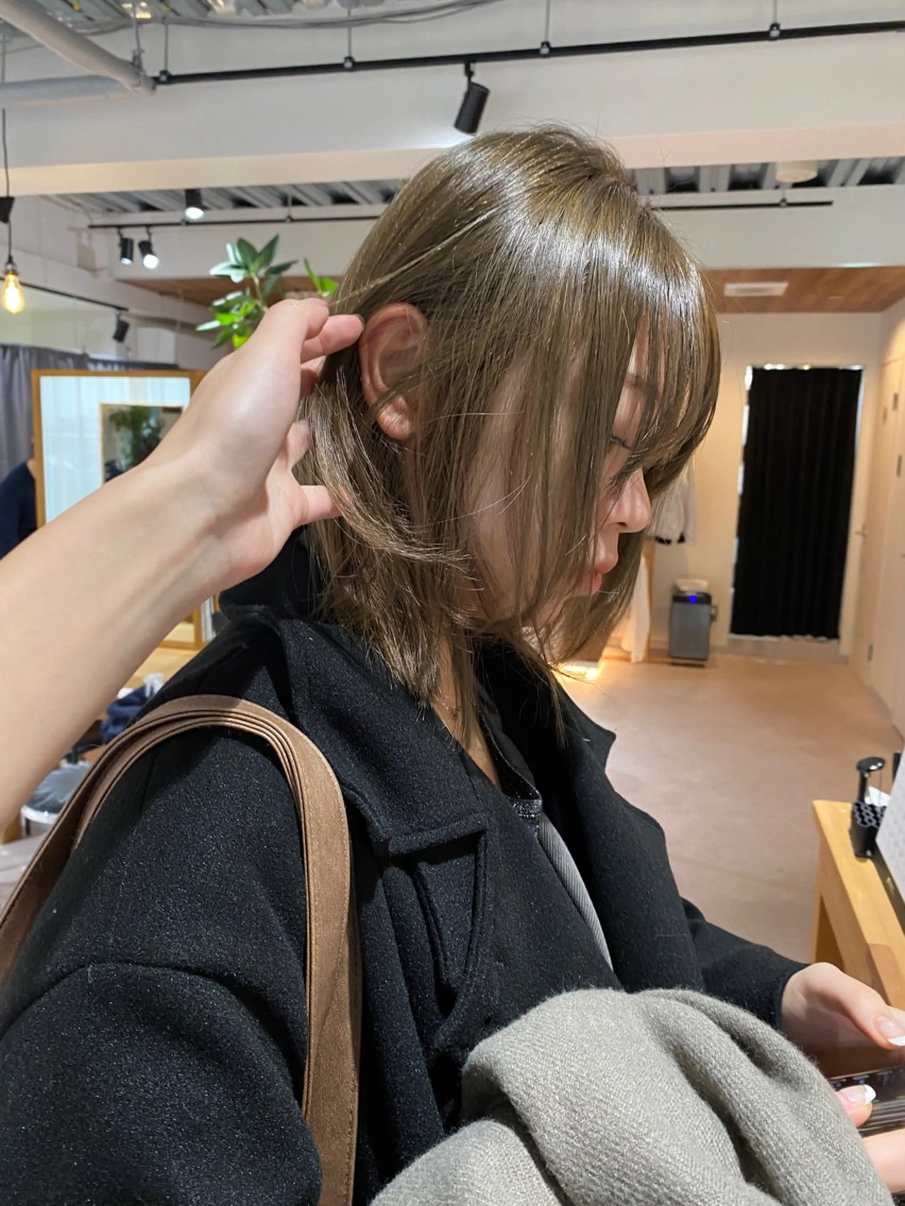 ミディアム カラー ベージュカラー オリーブベージュ ヘアカラー iroha/ n.w.h🎀のヘアスタイル