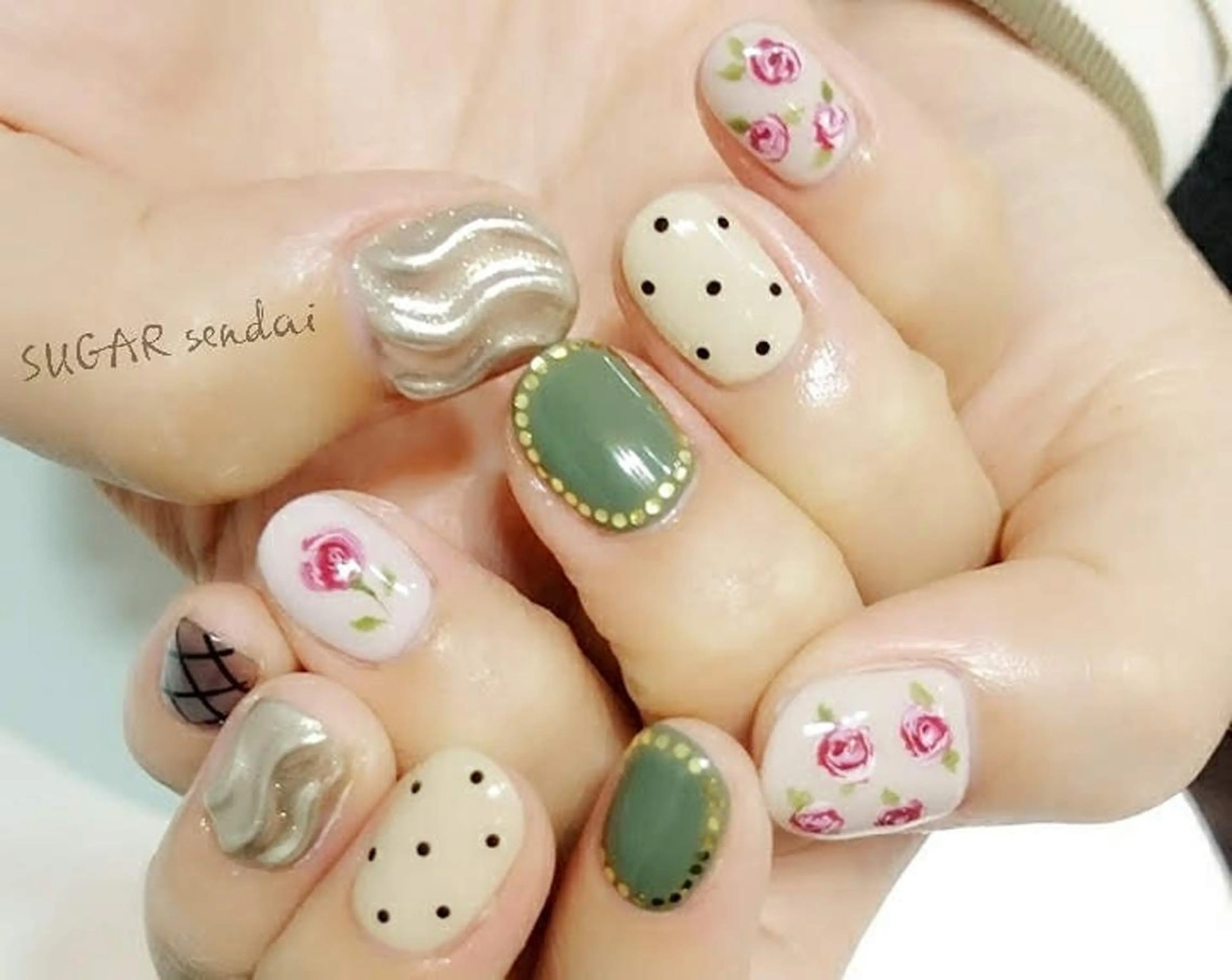 ネイル 鈴木 ゆかりのネイルデザイン