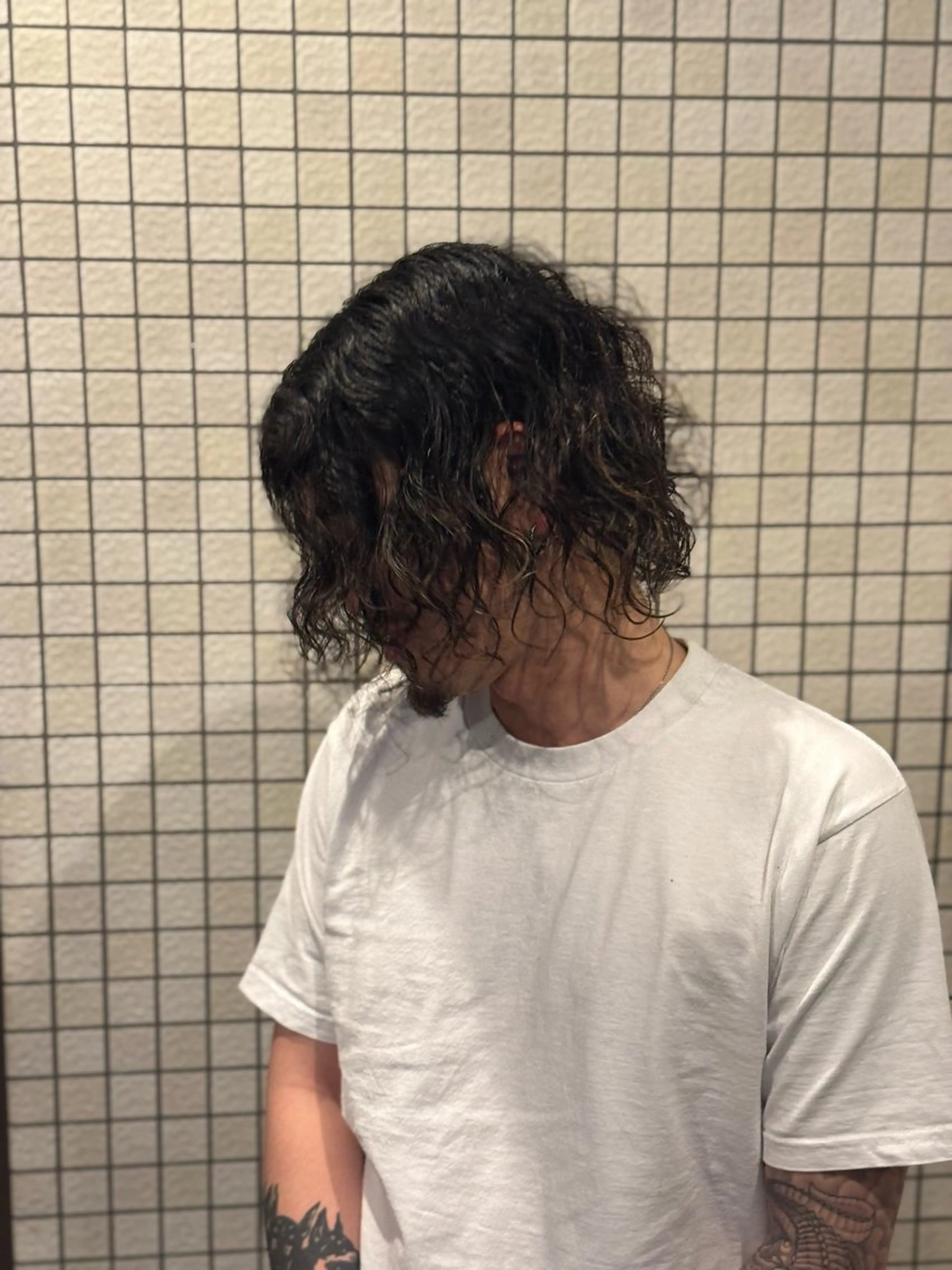パーマ leo/ロング／ レイヤーカット⛈️のヘアスタイル