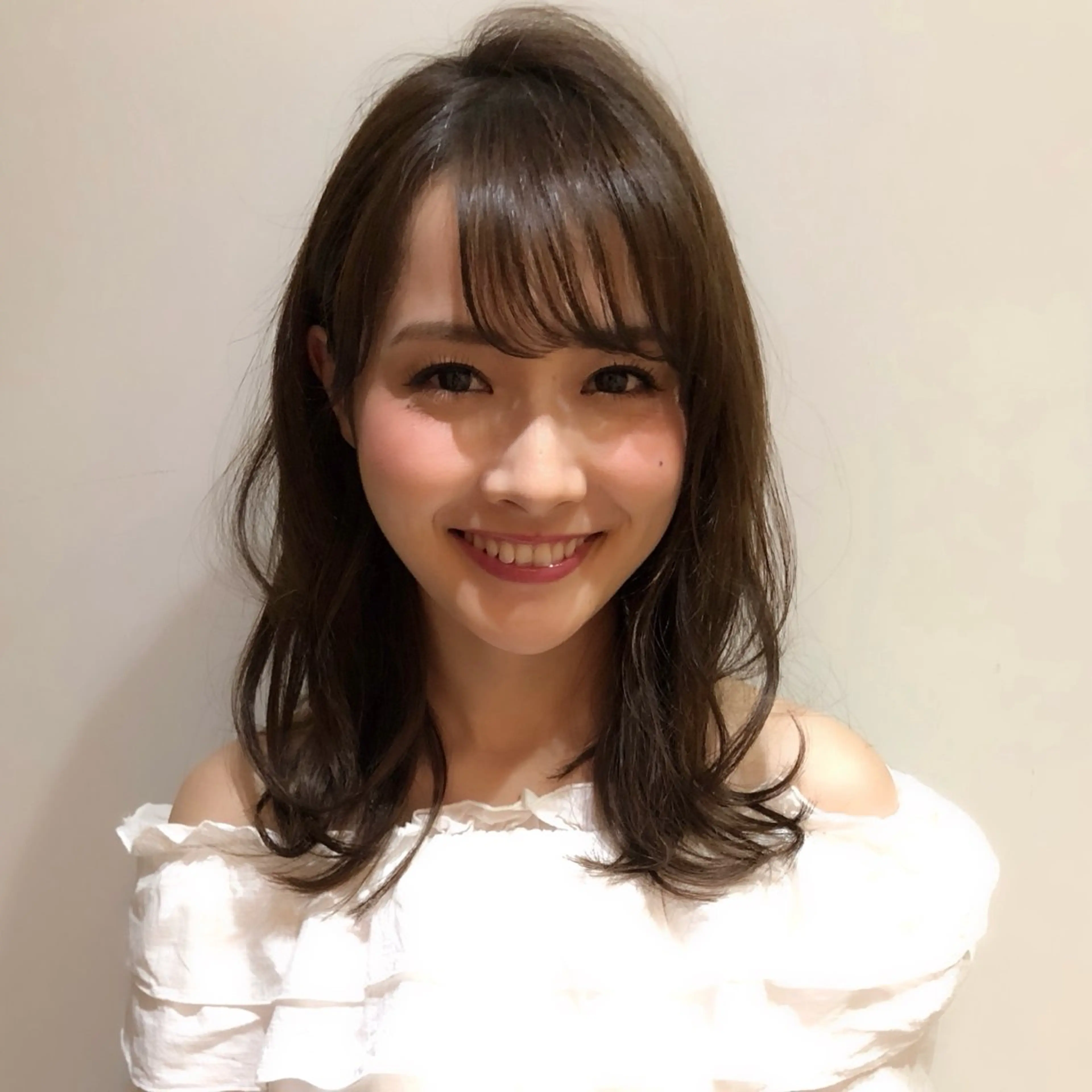 ミディアム ミディアムパーマ ハイライト 髪質改善 レイヤーカット また会いたくなる 美容師【KENTA】のヘアスタイル