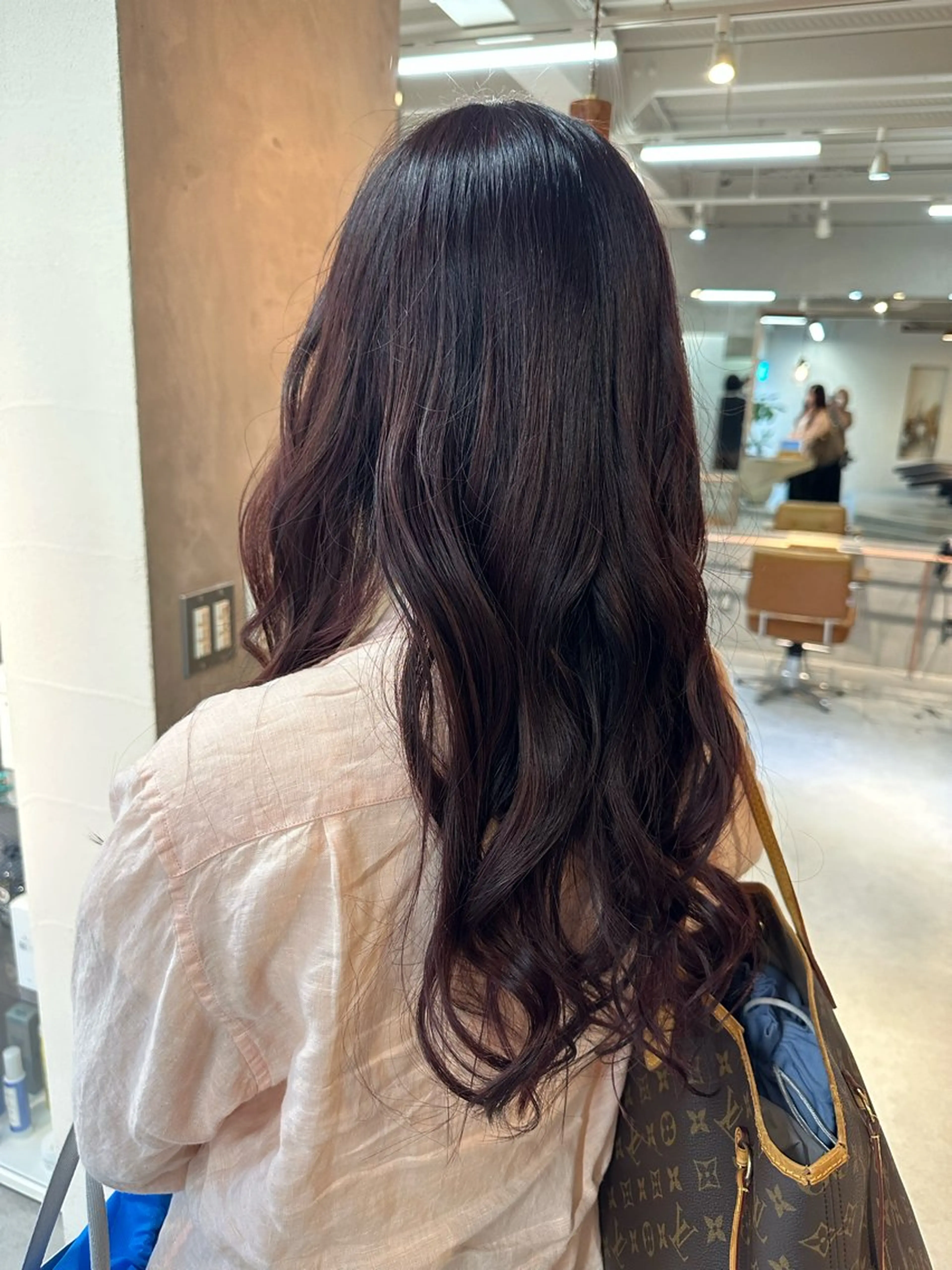 ロング カラー ブラウンカラー ピンクカラー ピンクブラウン ヘアカラー Number76 Hair Salon - Tokyo所属・小澤 みゆきのヘアスタイル