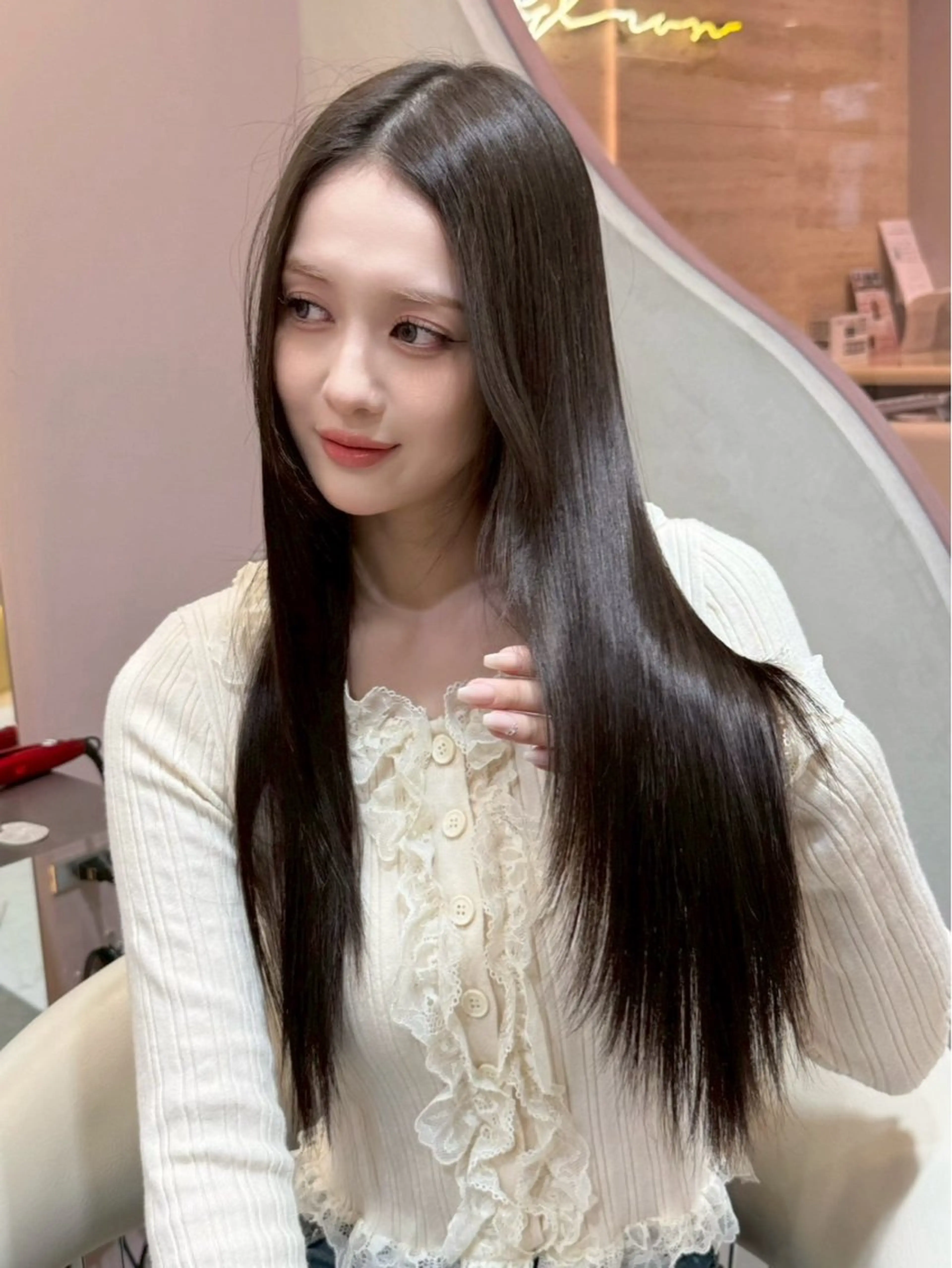 ロング ヘアアレンジ 縮毛矯正 トリートメント 美髪矯正🫧/ 吉田こうすけのヘアスタイル