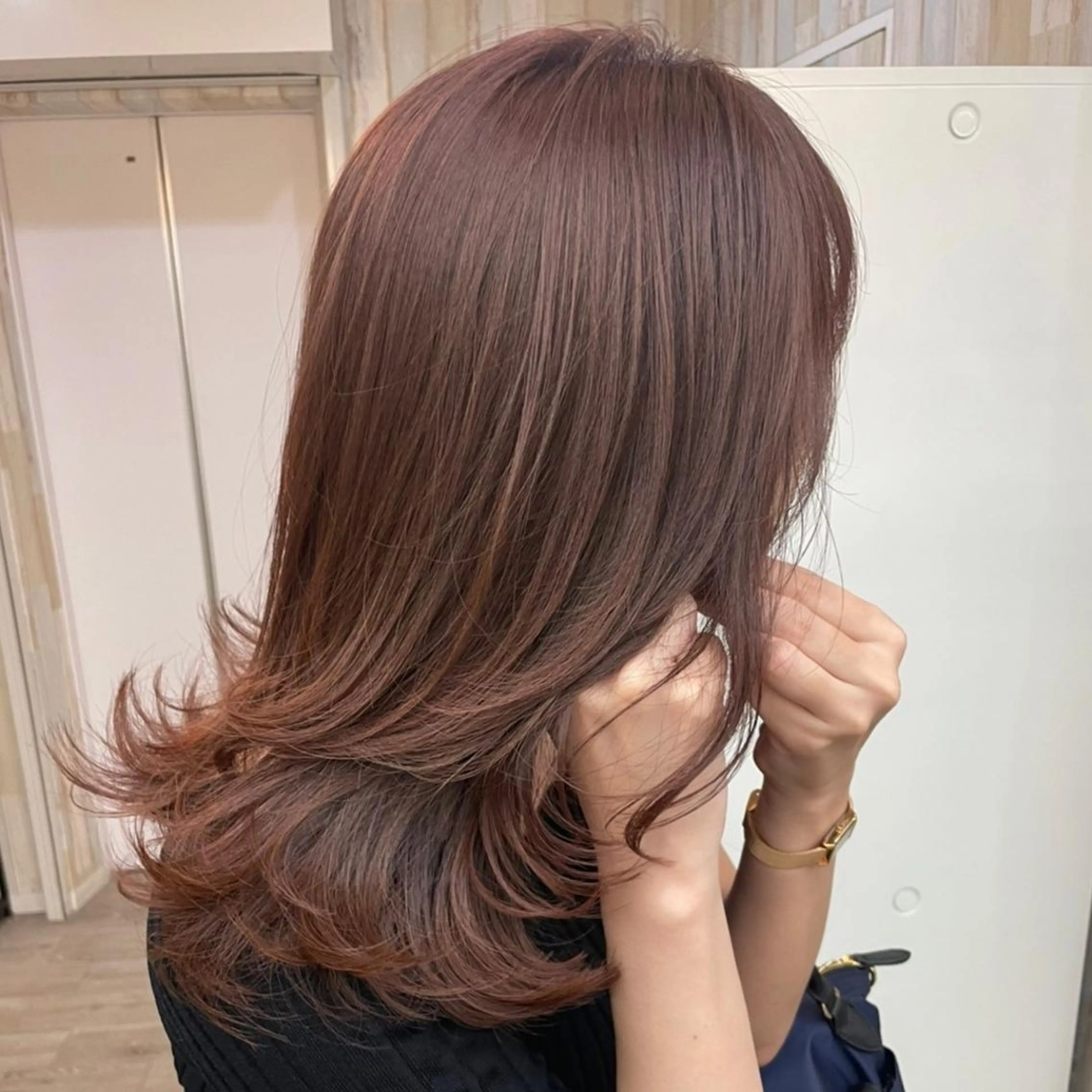 カット + 透明感カラー + 髪質改善トリートメント　🏷️8000yenの写真