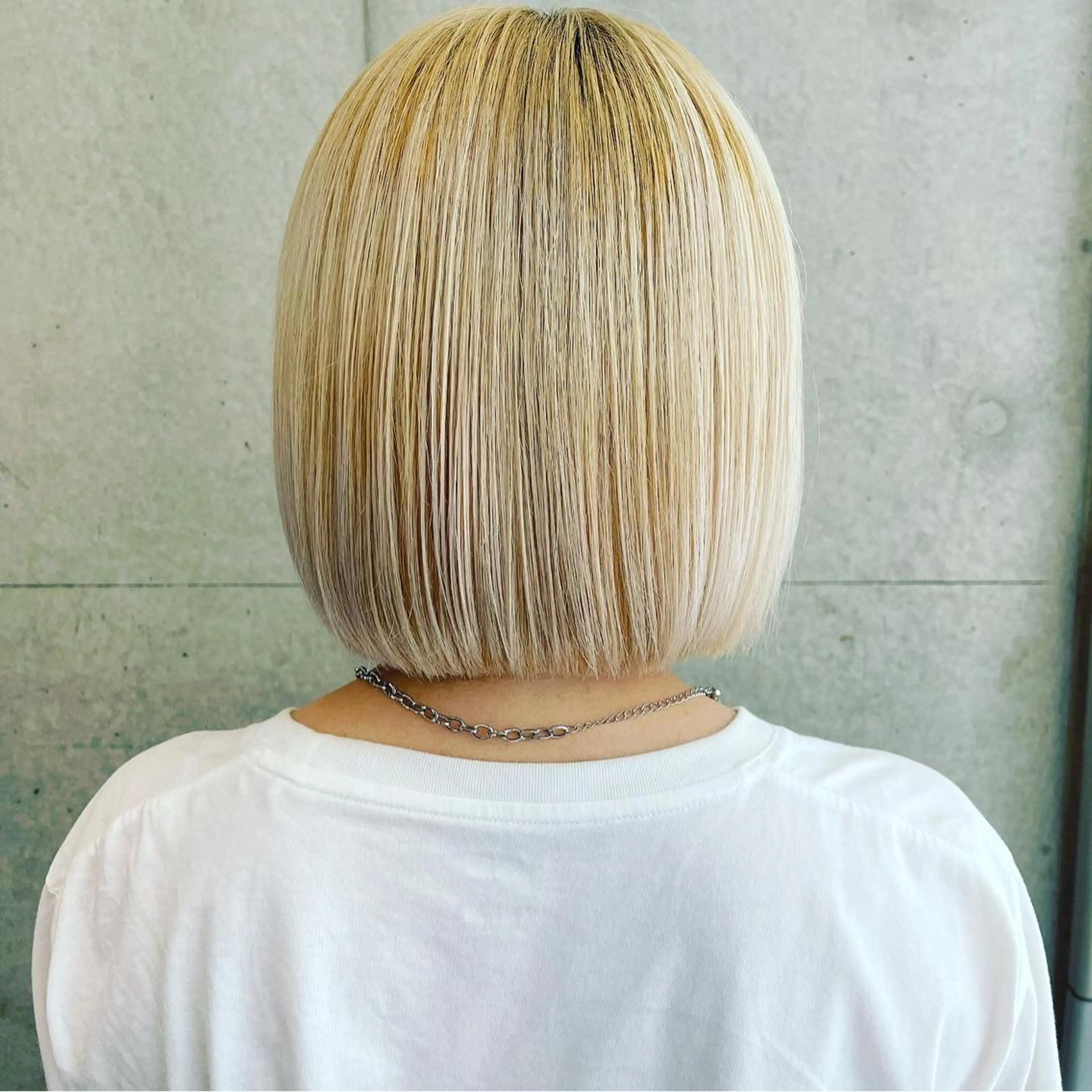 ミディアム 切りっぱなしボブ ボブ LIBERTY-A 西大島店所属・平栗 篤のヘアスタイル