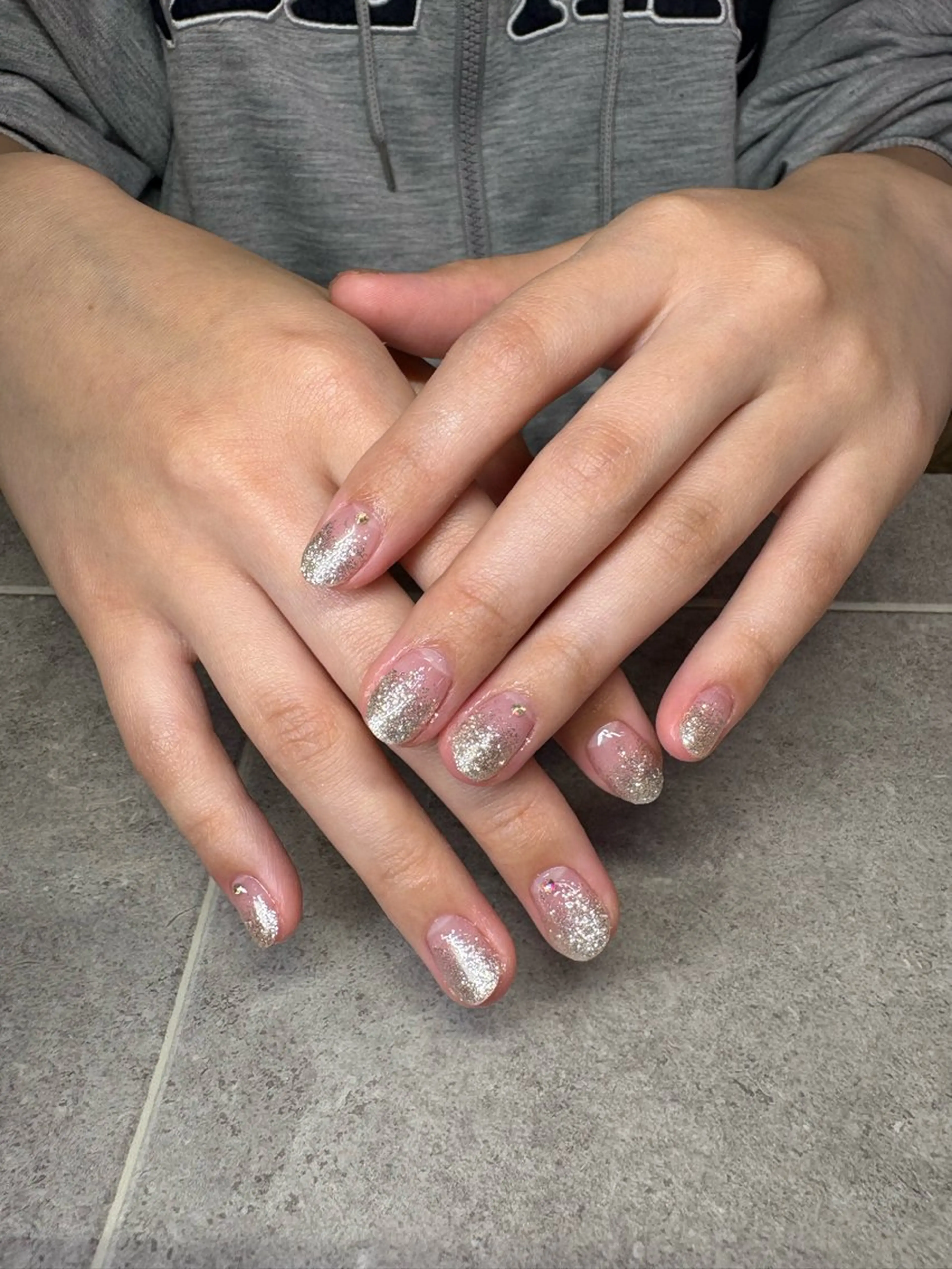 ネイル ハンドネイル 三輪 彩美春のネイルデザイン