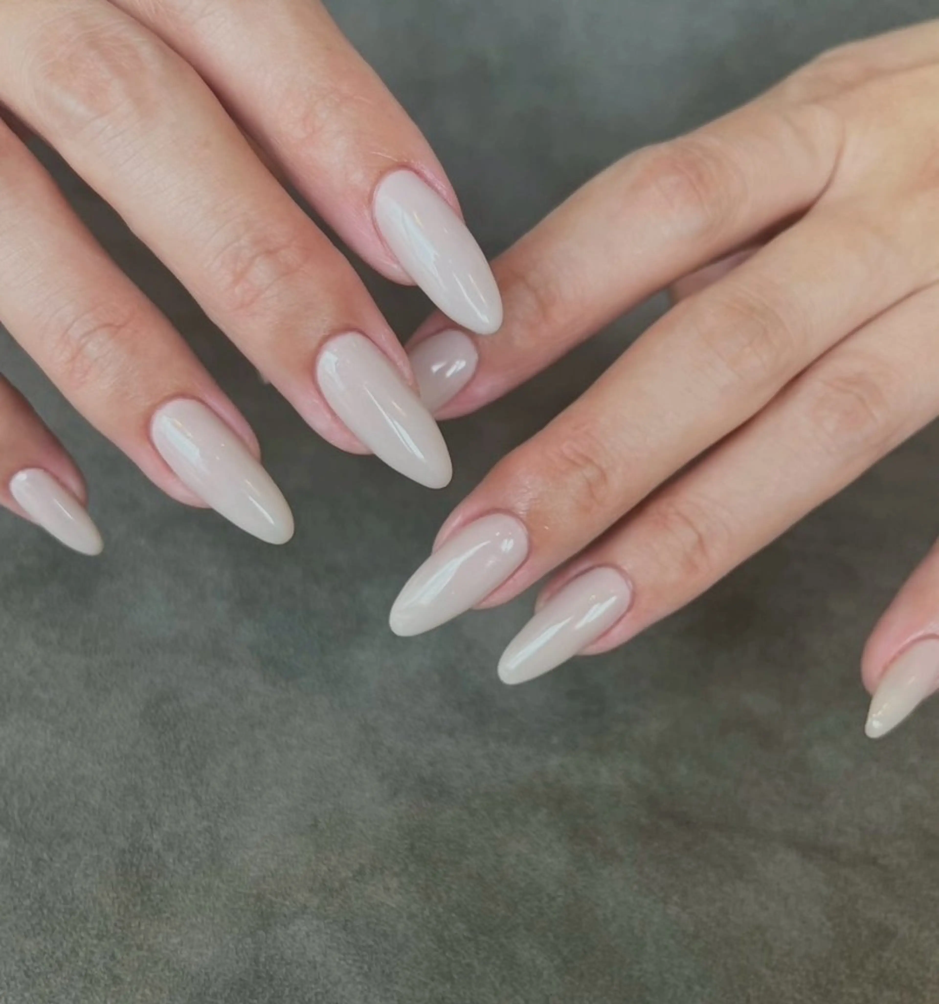 【練習モデル】チップ長さだし10本+ワンカラー(オフなし)の写真