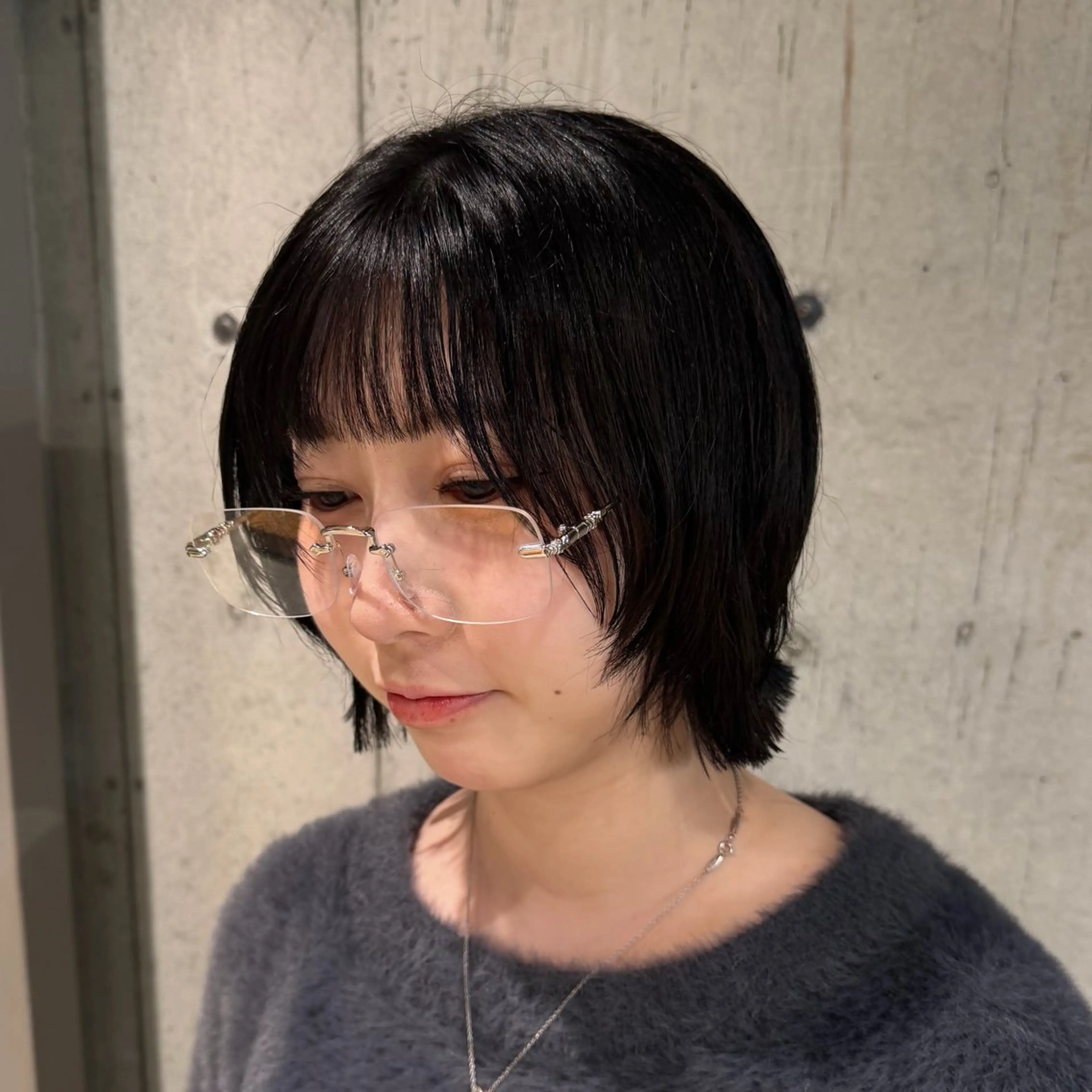 ミディアム カラー ヘアアレンジ カット ヘアカラー トリートメント 透けるボブレイヤー ・リクト💥のヘアスタイル