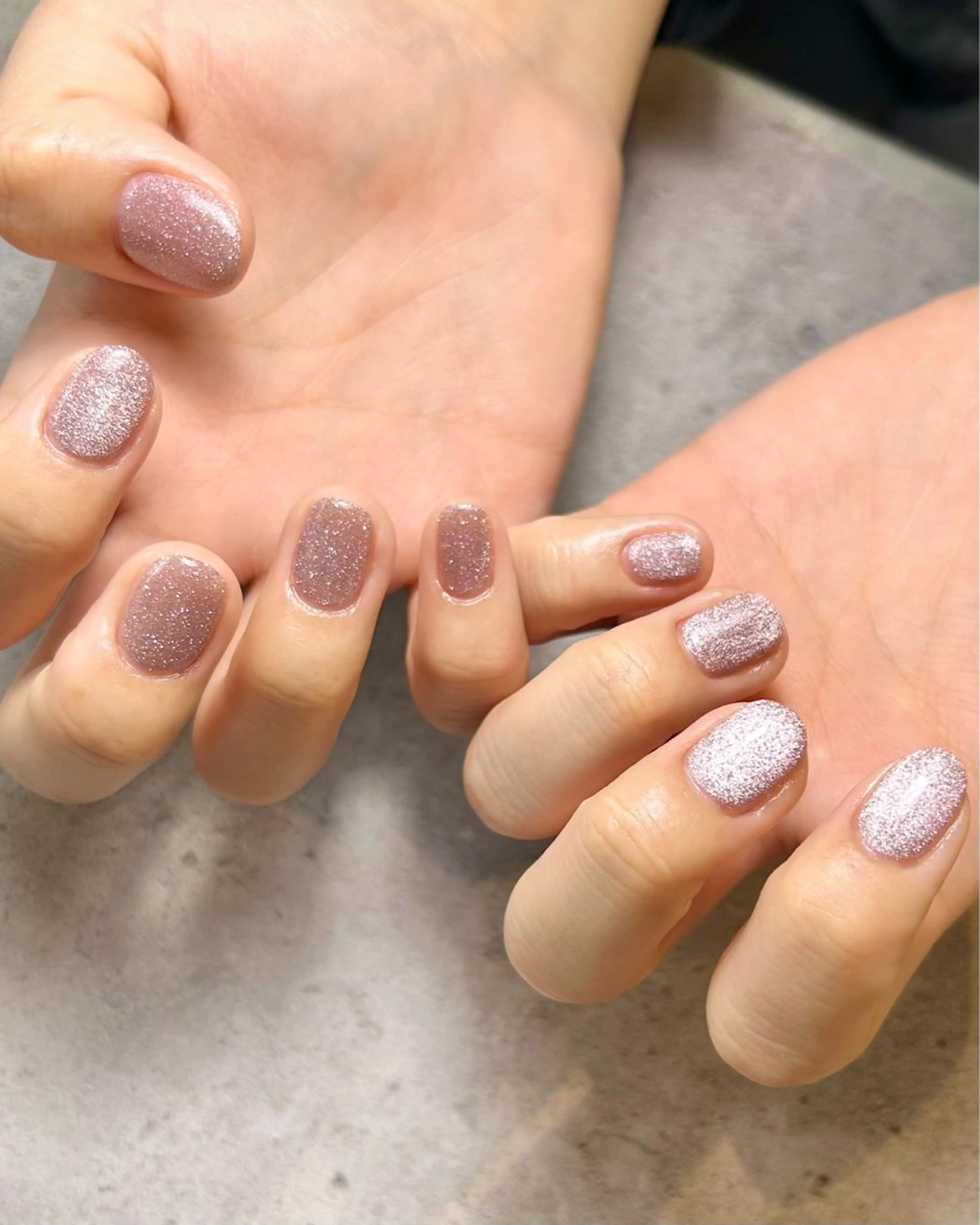 ネイル ジェルネイル キラキラネイル マグネットネイル ワンカラーネイル ショートネイル ハンドネイル Reflection marikoのネイルデザイン