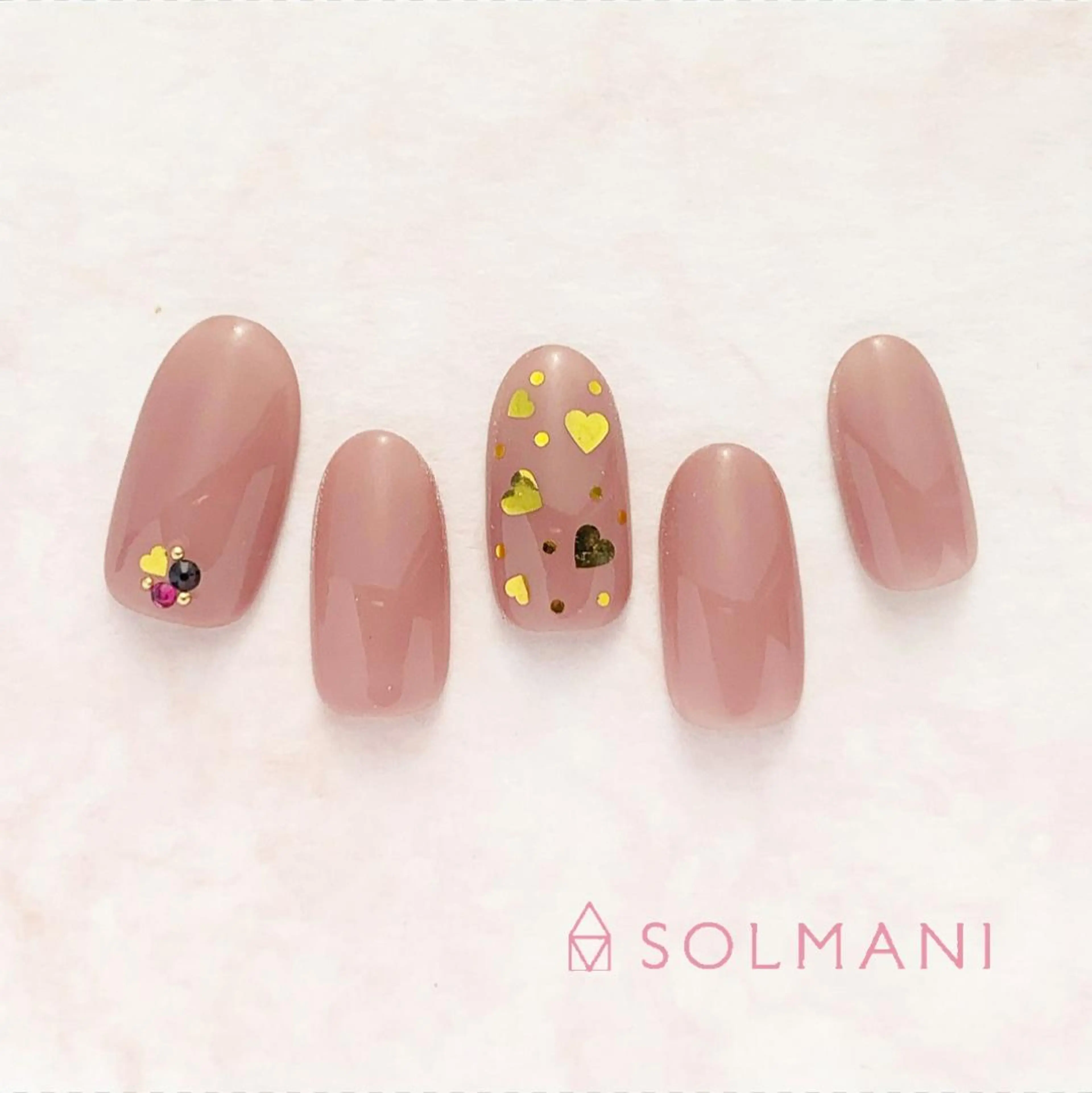 ネイル ハート ホログラムネイル SOLMANI 予約担当のネイルデザイン