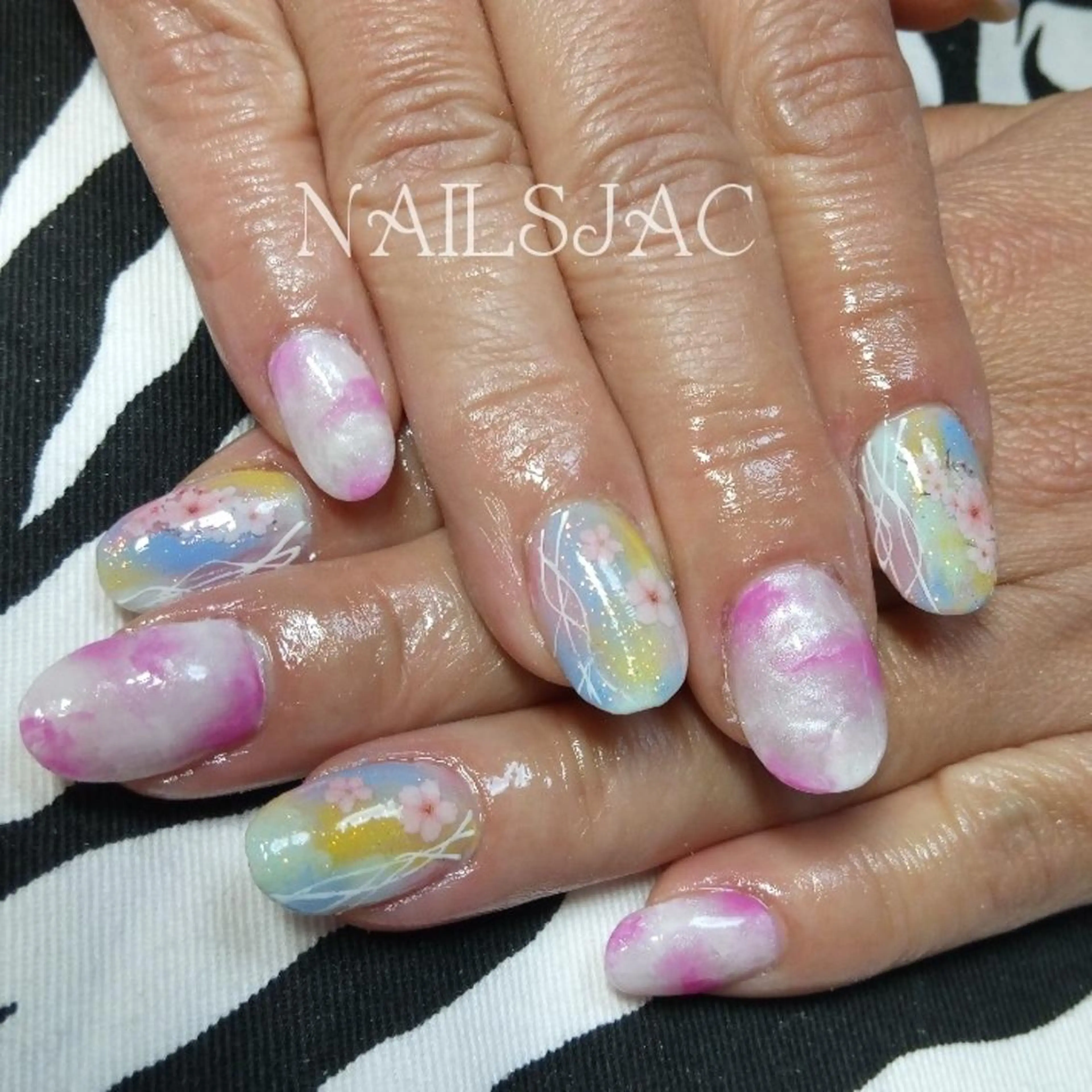 ネイル ハンドネイル 島屋 千奈美のネイルデザイン