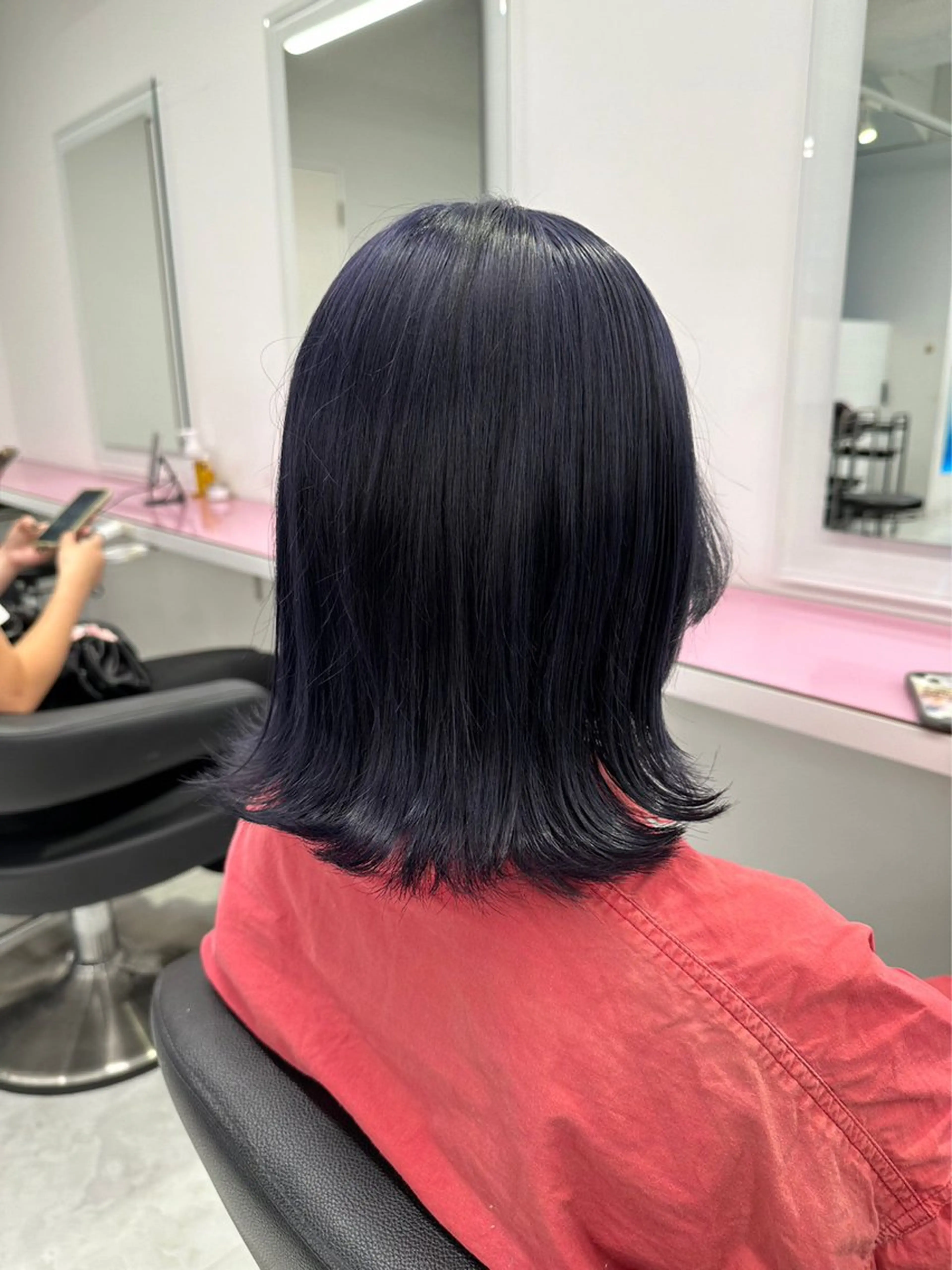 ショート カラー 黒髪 ブルーカラー ブルーブラック ヘアカラー トリートメント 💖トレンド秋冬 カラー💖FUTAのヘアスタイル