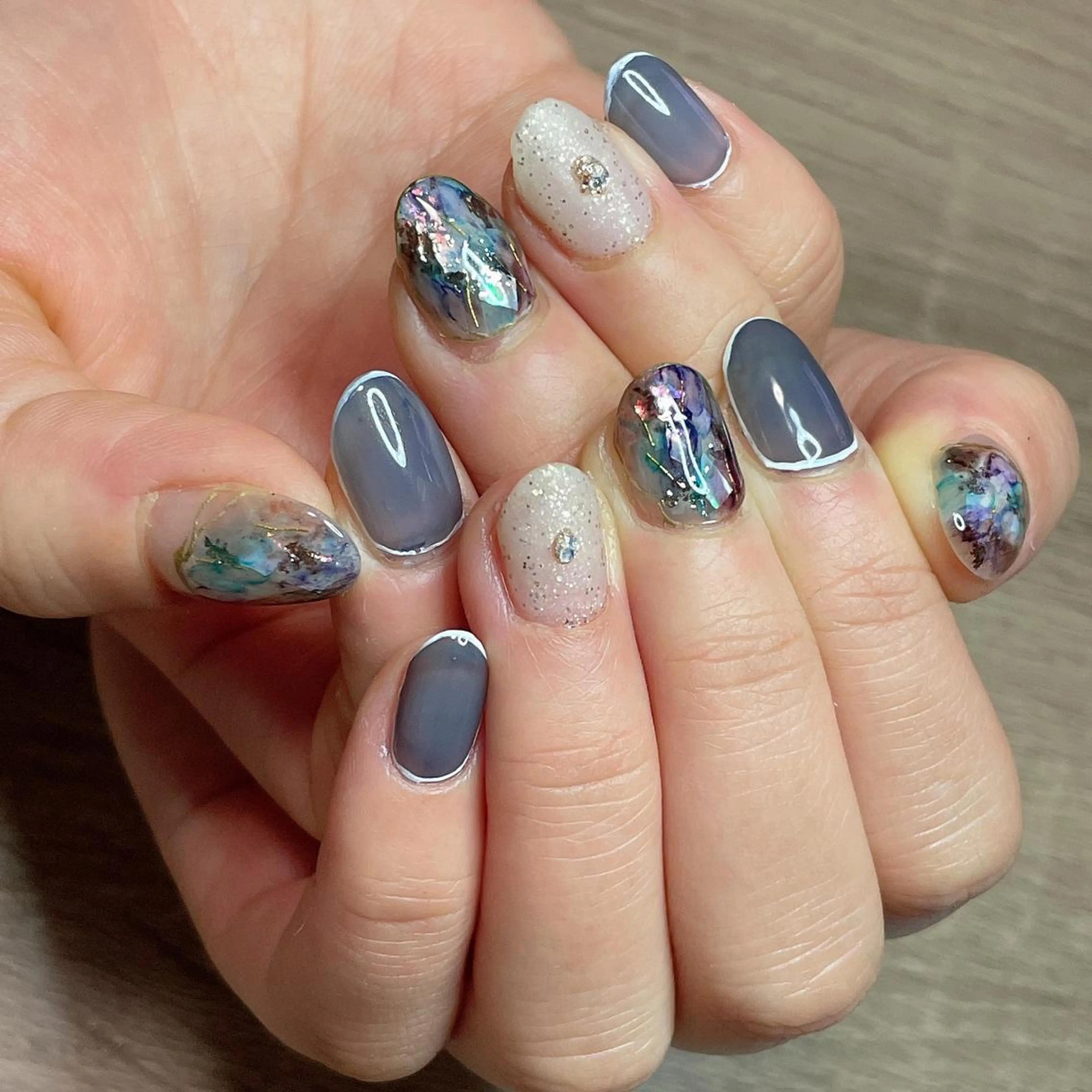 ネイル amulet TOMOMIのネイルデザイン