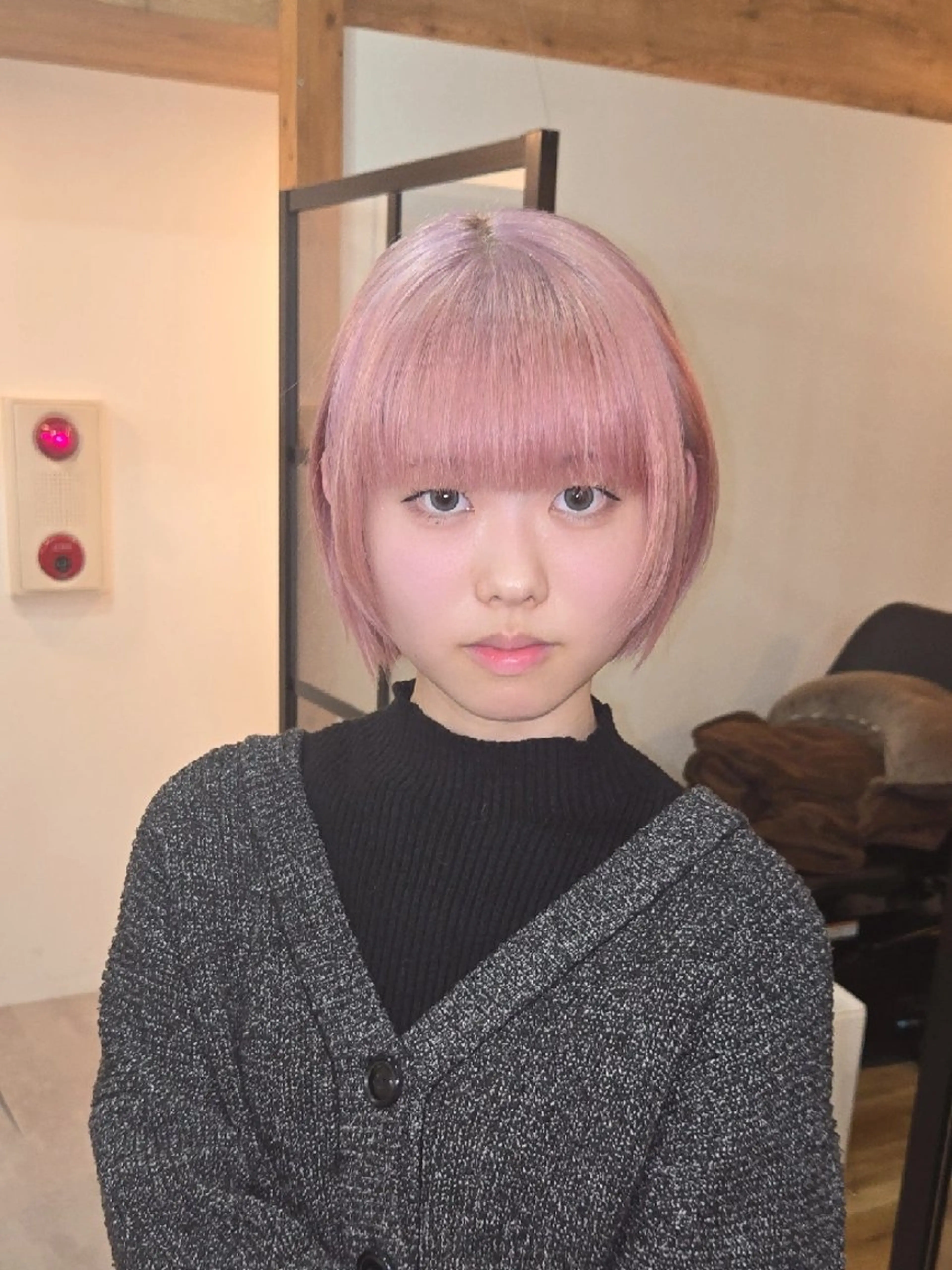 ショート ヘアカラー LYLICK所属・ケアブリーチ特化 same 🦈のヘアスタイル