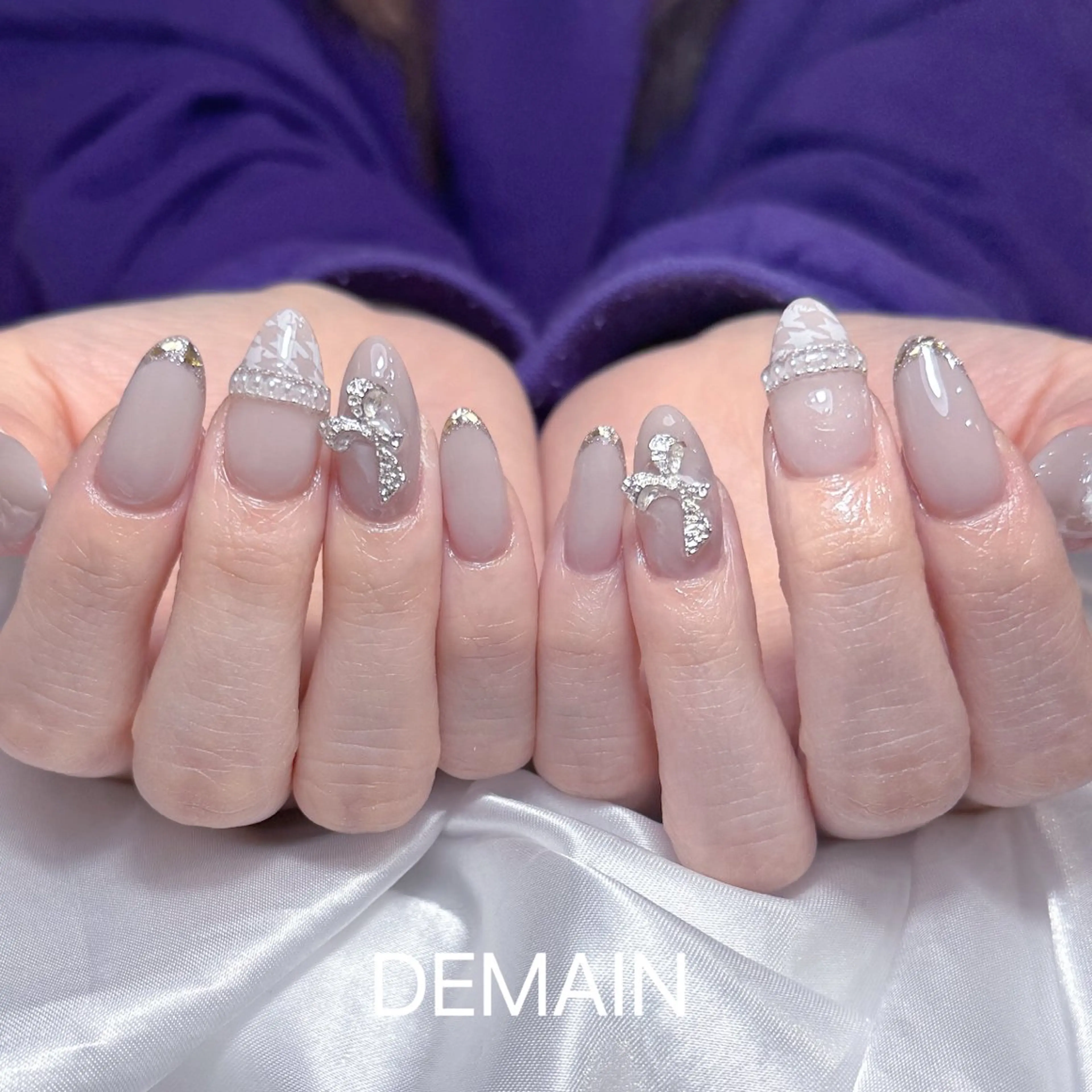 ネイル アートネイル オーロラネイル ガーリー キラキラネイル 韓国ネイル DEMAIN- 🌸のネイルデザイン