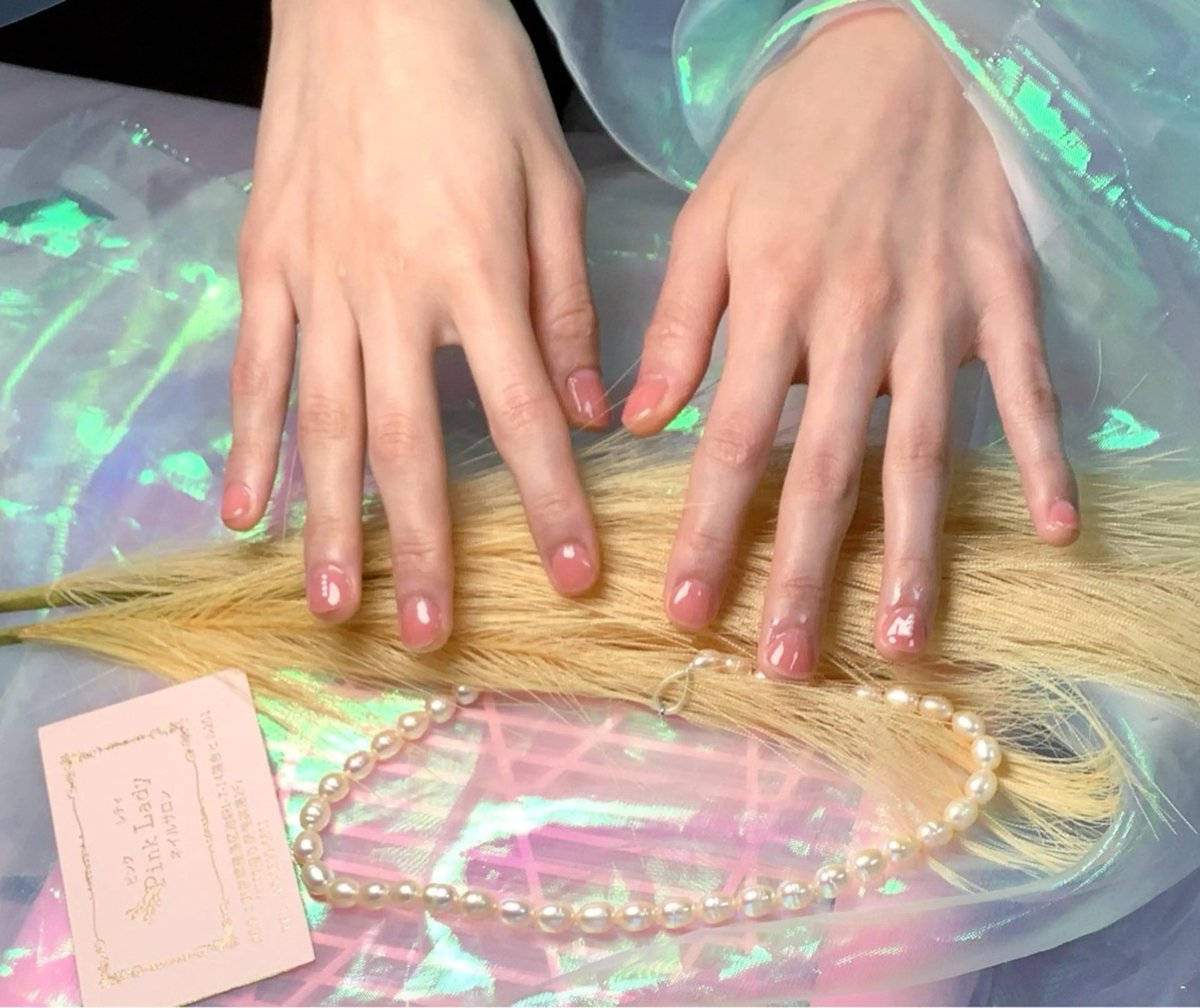 ネイル pink ladyサロン所属・べ にのネイルデザイン