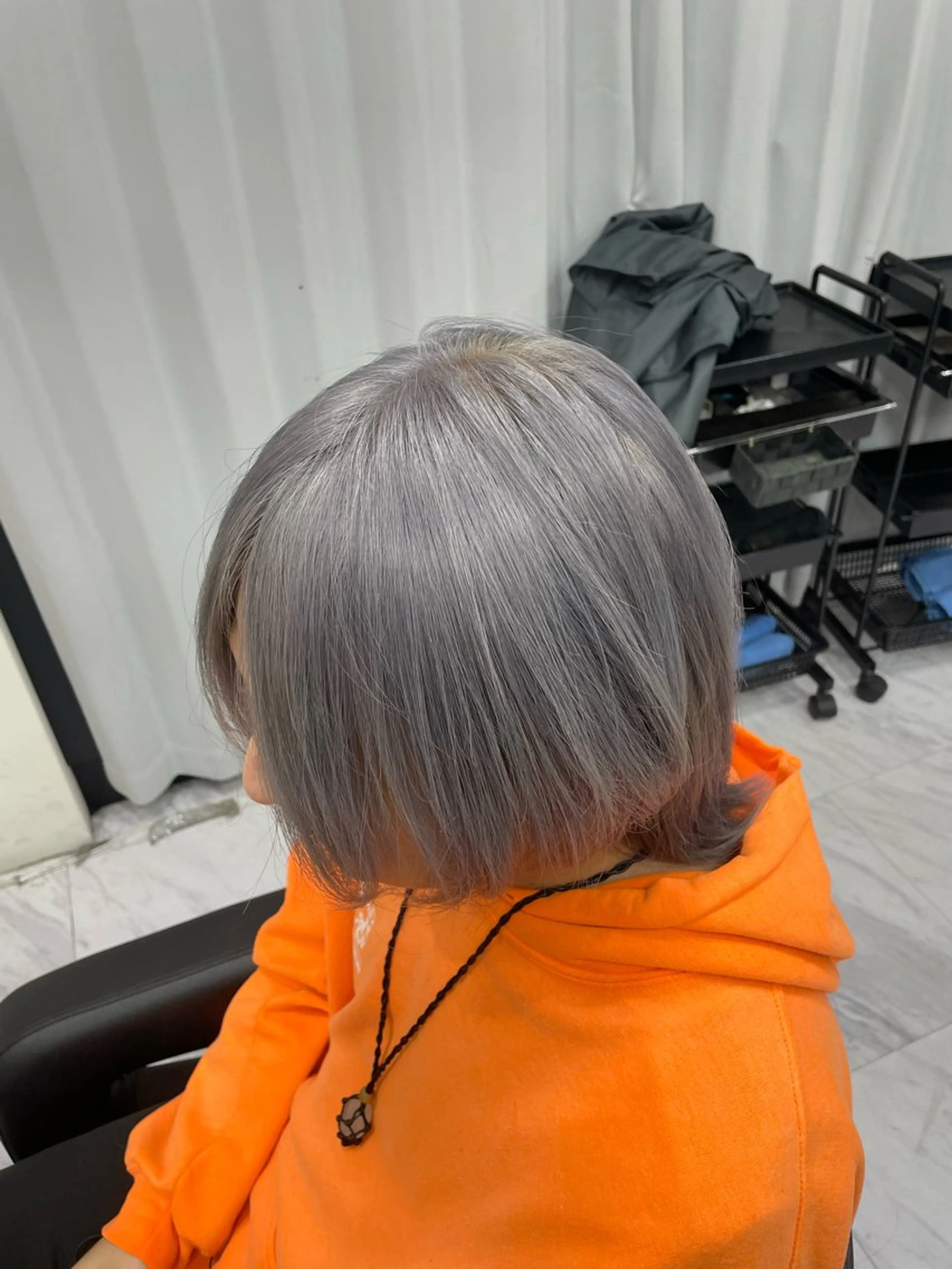 カラー メンズ シルバー 🐥くまがい💛 ダブルカラー／パーマのヘアスタイル