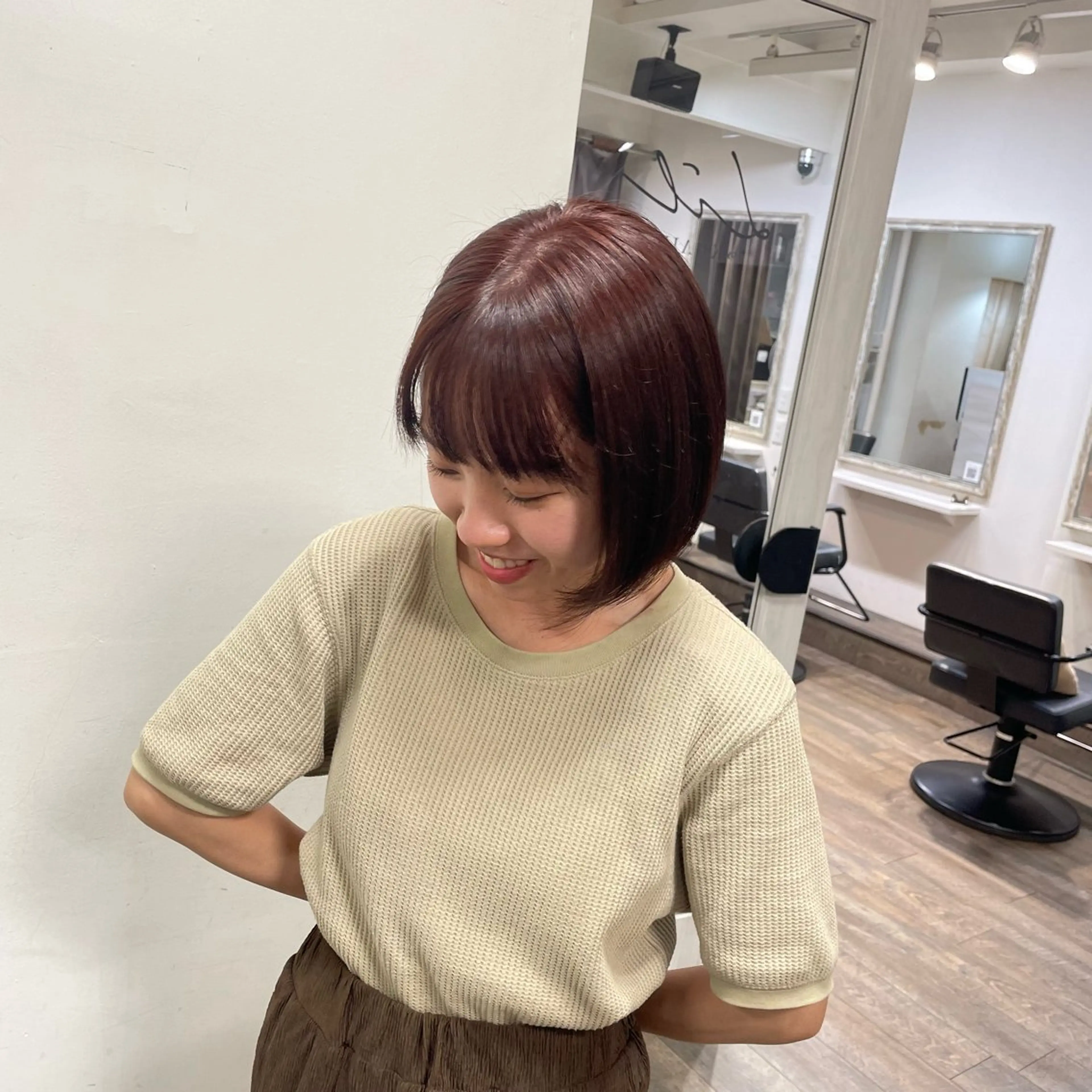 カラー レッドカラー 金城 二千夏のヘアスタイル