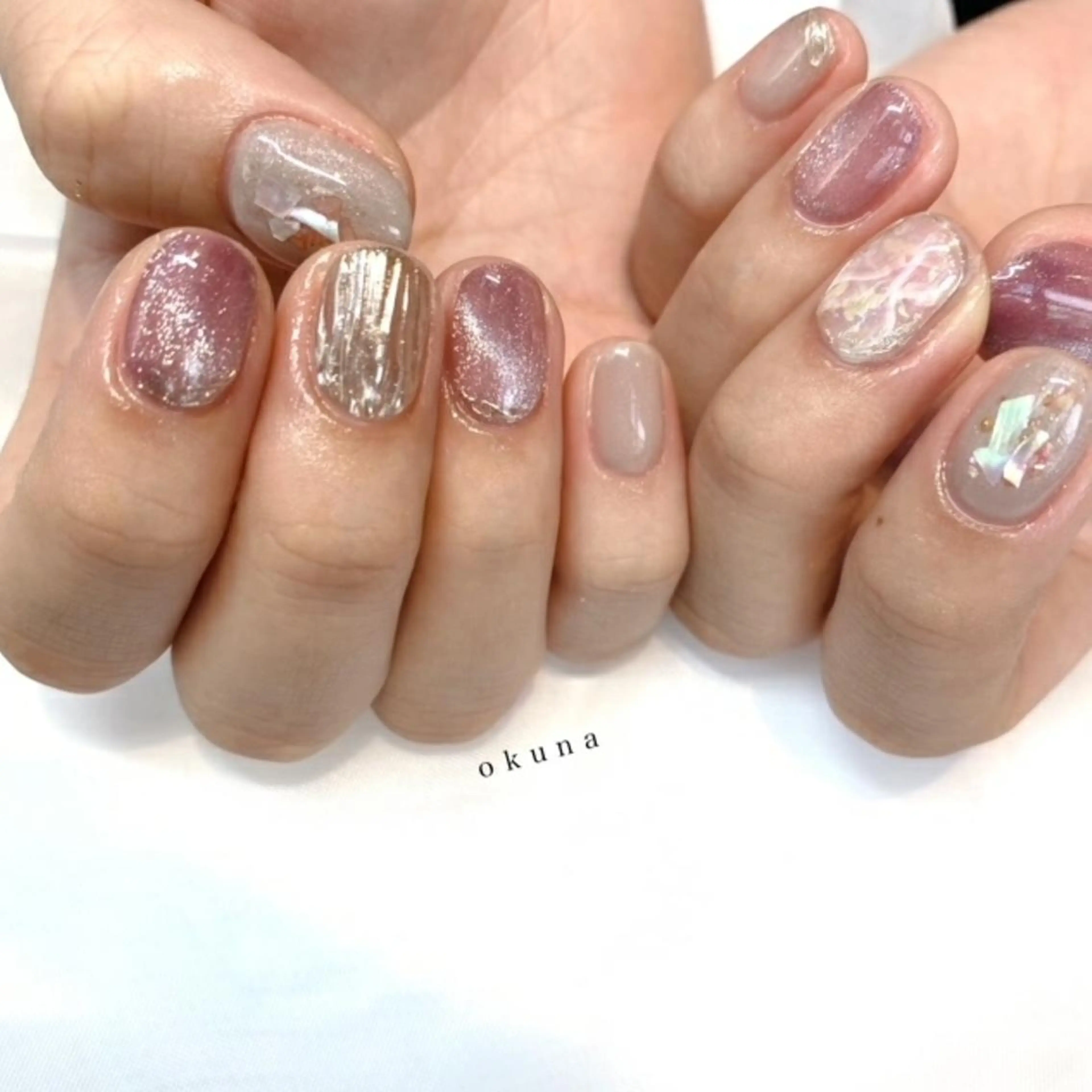 ネイル マグネットネイル ニュアンスネイル パンチャパンチャ ネイルサロンのネイルデザイン