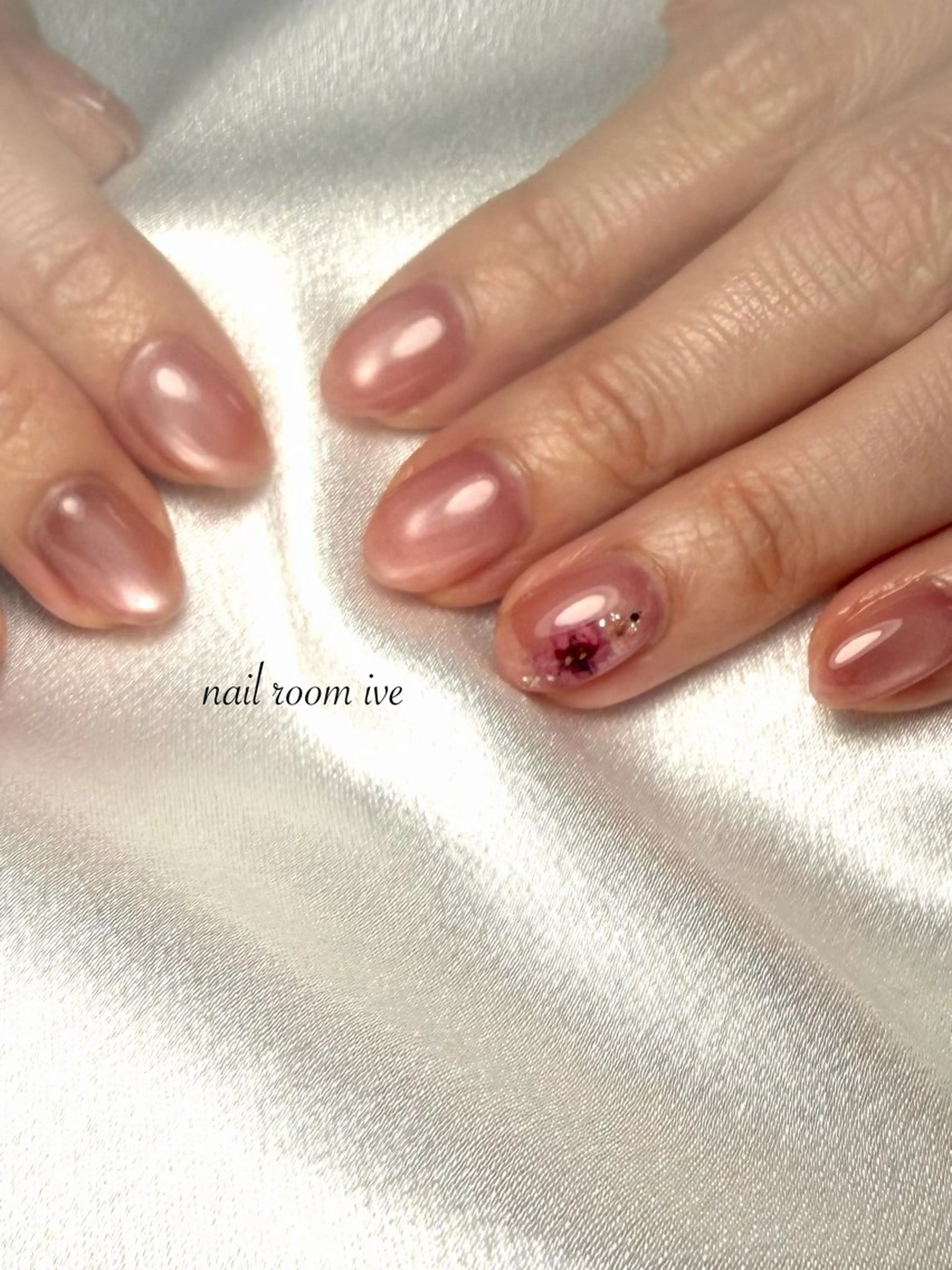 ネイル nail room IVEのネイルデザイン