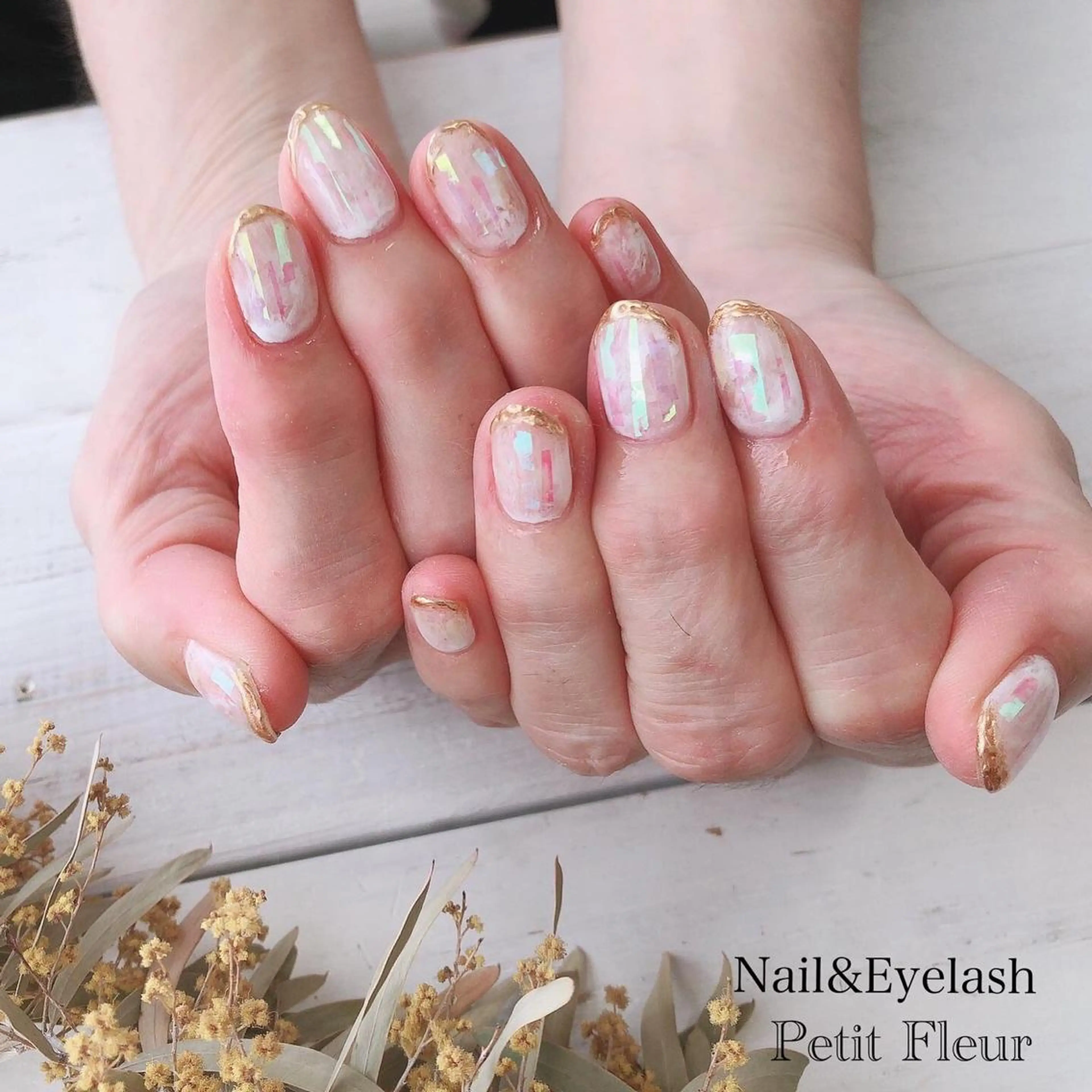 ネイル Petit Fleur所属・青柳 亜梨奈のマツエク・マツパデザイン