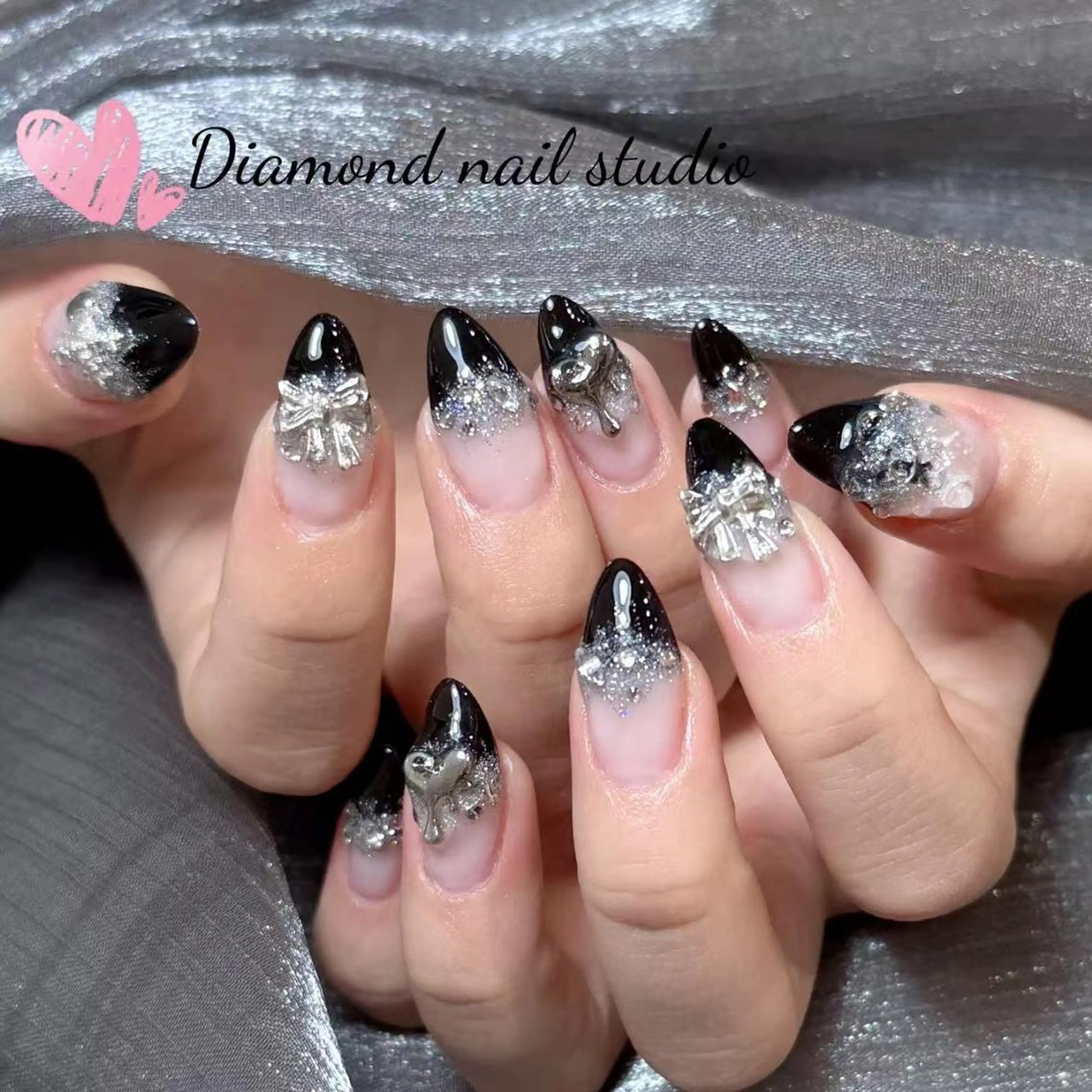 ネイル アートネイル オーロラネイル ガーリー キラキラネイル マグネットネイル ハンドネイル ハンドケア Diamond 🚢のネイルデザイン