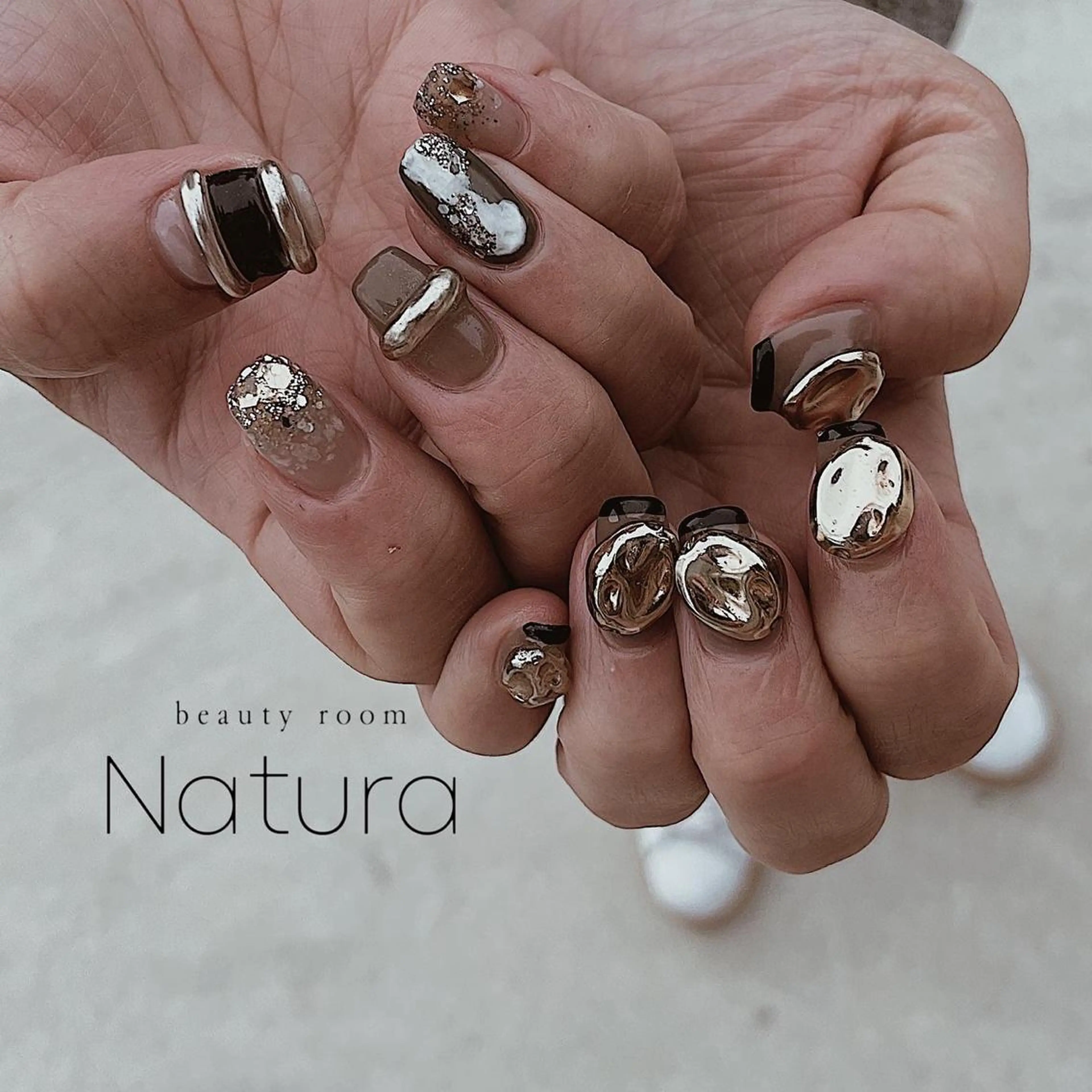 ネイル マツエク・マツパ アイブロウ ハンドネイル beautyroom Naturaのネイルデザイン