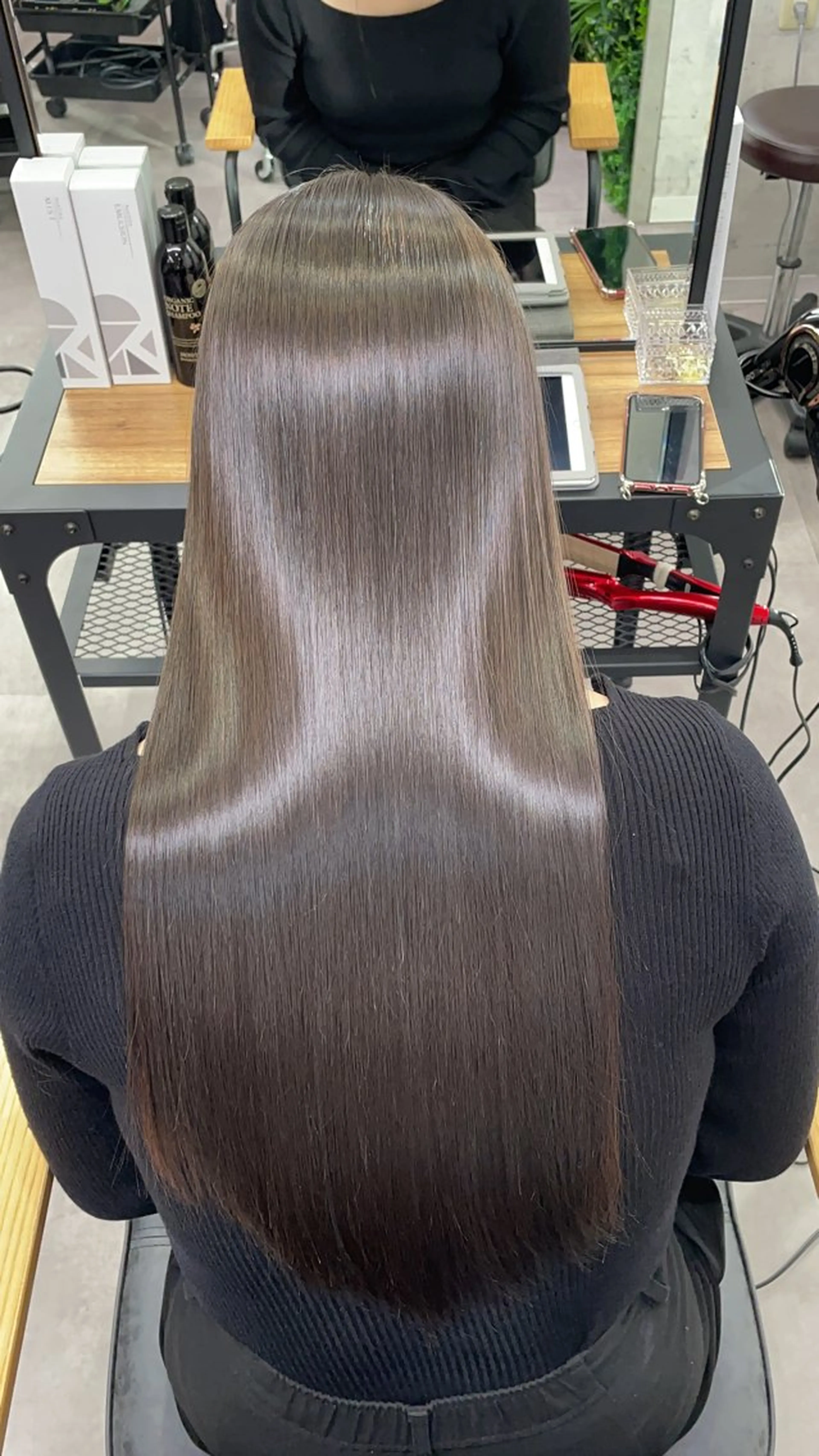 ロング RAF Sakuraのヘアスタイル